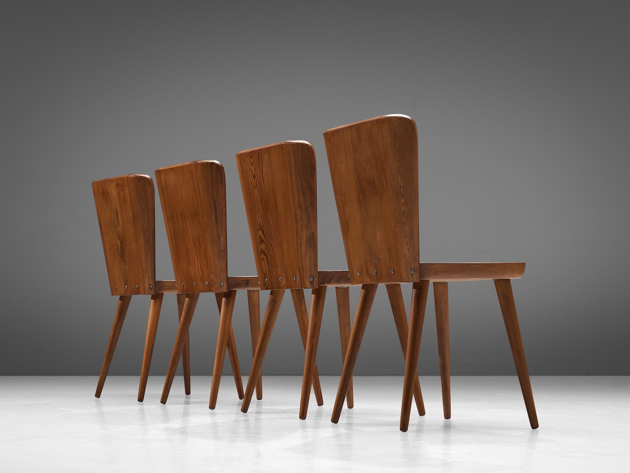 Swedish Set of Four Dining Chairs in Pine by Goran Malmvall In Good Condition In Waalwijk, NL