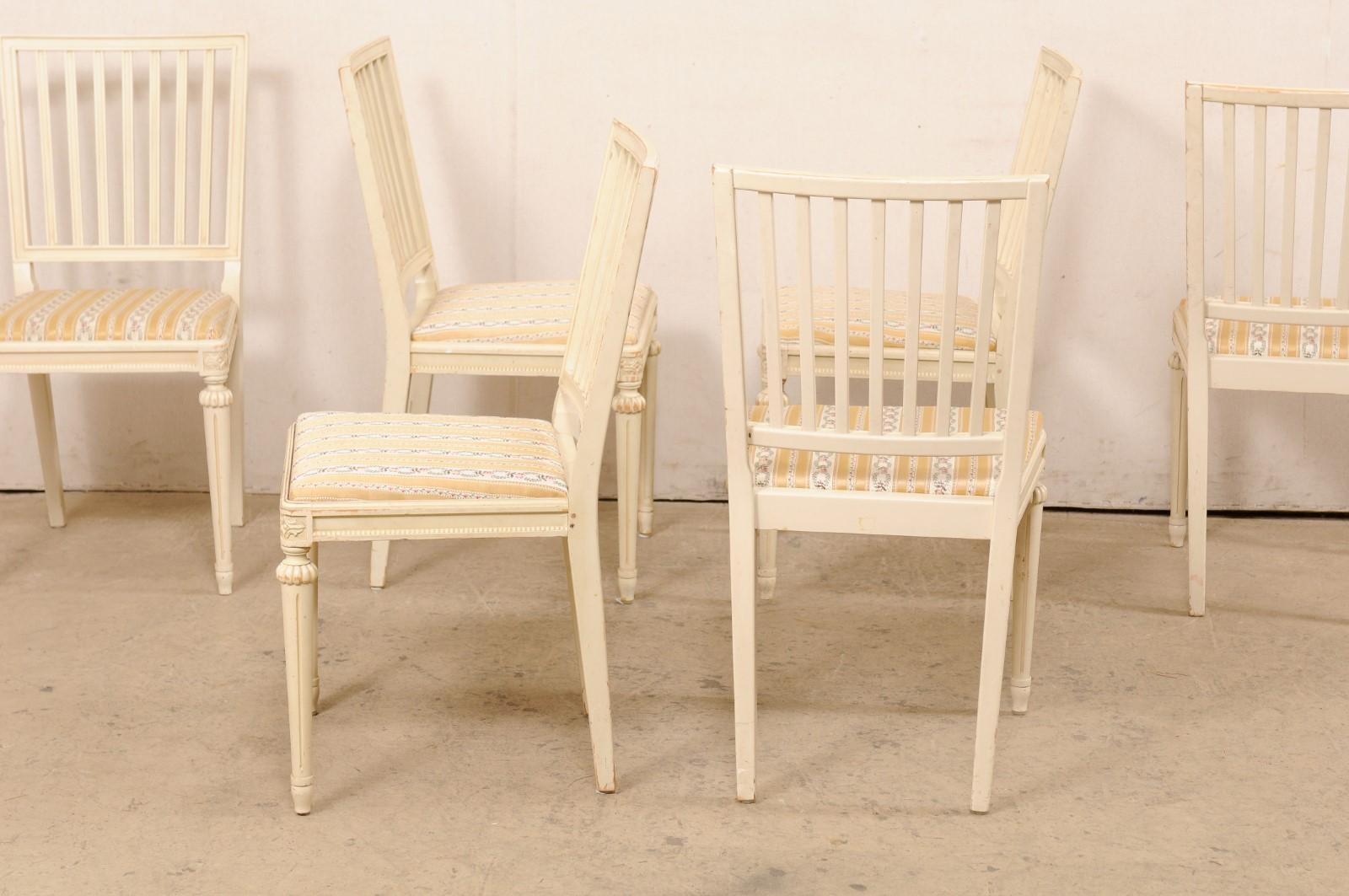 Swedish Set of Six Carved-Wood Side Chairs with Upholstered Seats, Cream Finish For Sale 2