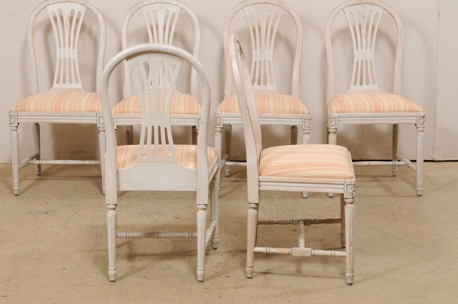 Swedish Set of Six Vintage Side Chairs w/ Pierce-Carved Back Splats For Sale 5