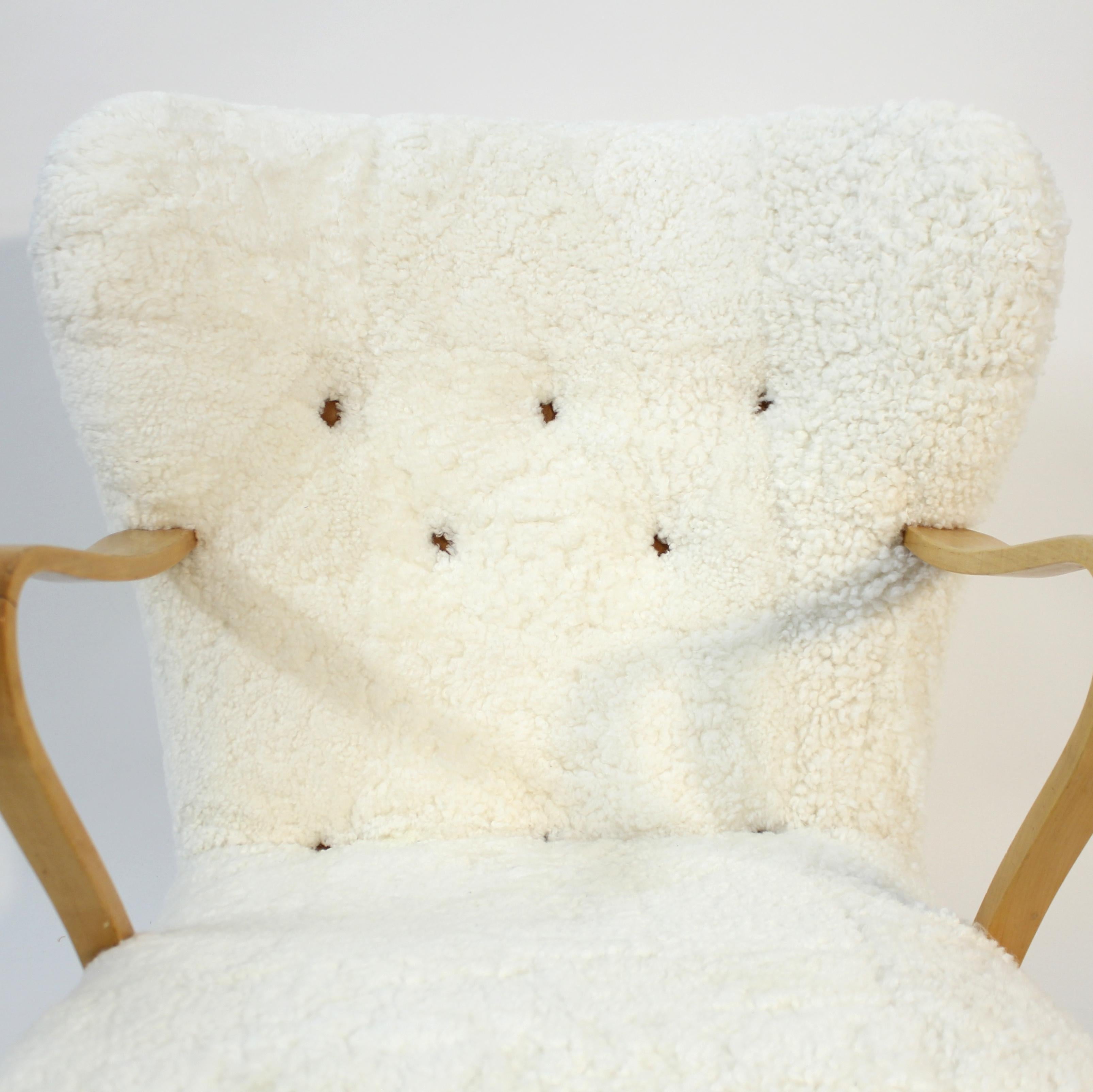 Swedish sheepskin lounge chair, attributed to Erik Bertil Karlén, 1940s For Sale 6