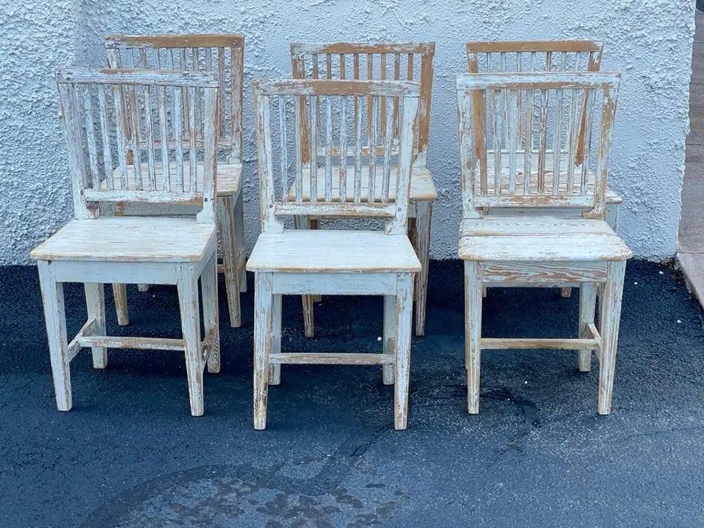 Wood Swedish side chairs, white with blue accents, set of 4, 19th Century For Sale
