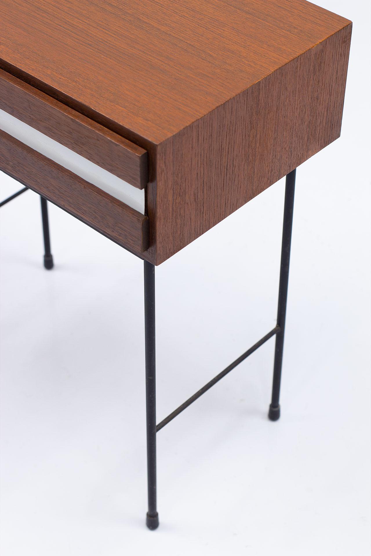Swedish Side Table by Hans-Agne Jakobsson, 1950s For Sale 2