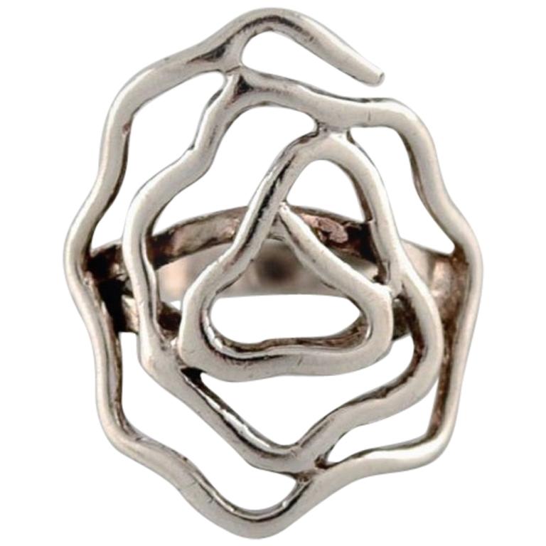 Orfèvre suédois, bague moderniste en argent sterling, années 1960-1970