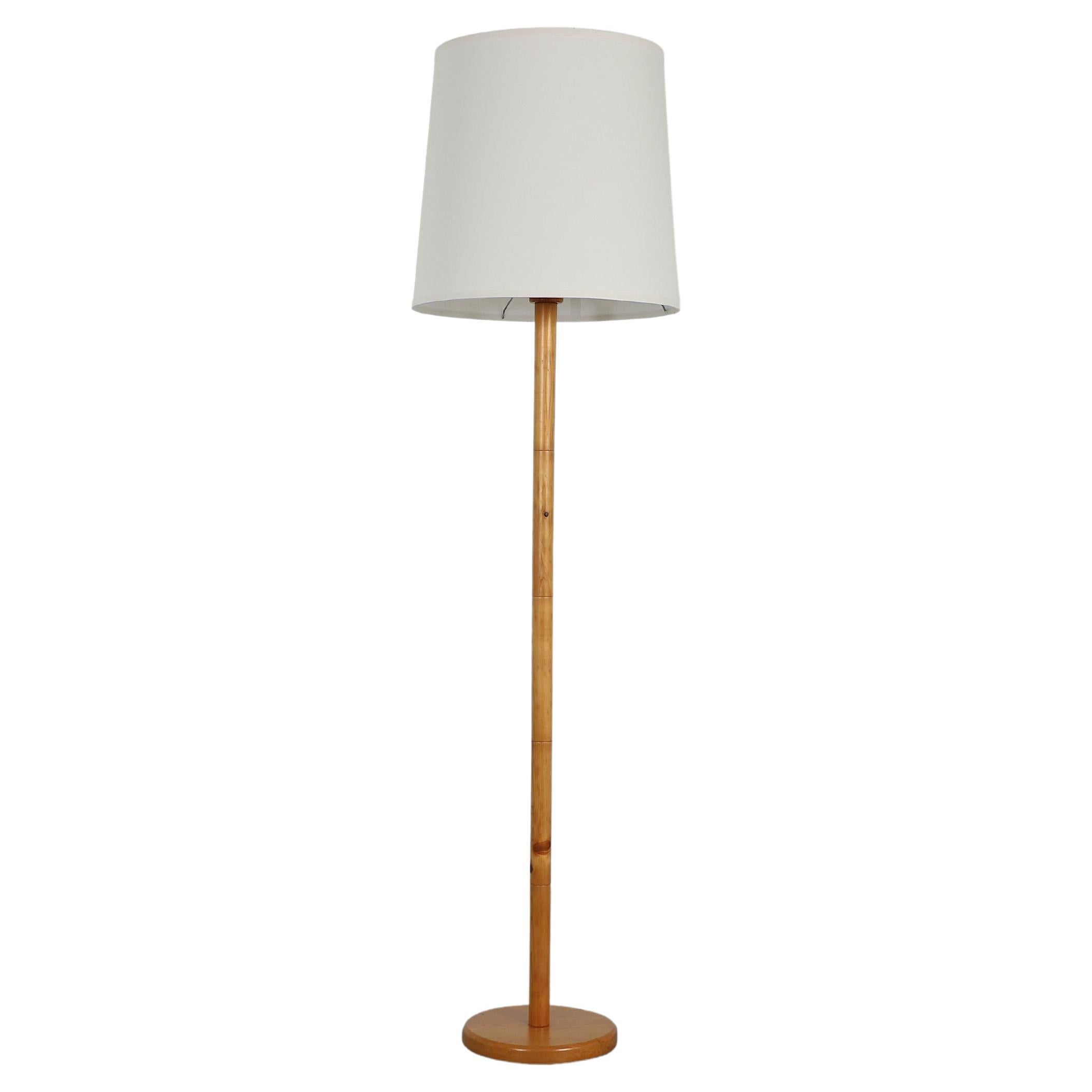 Swedish Mid-Century Modern Pine Floor Lamp, Carved, Linen Shade, 1960s