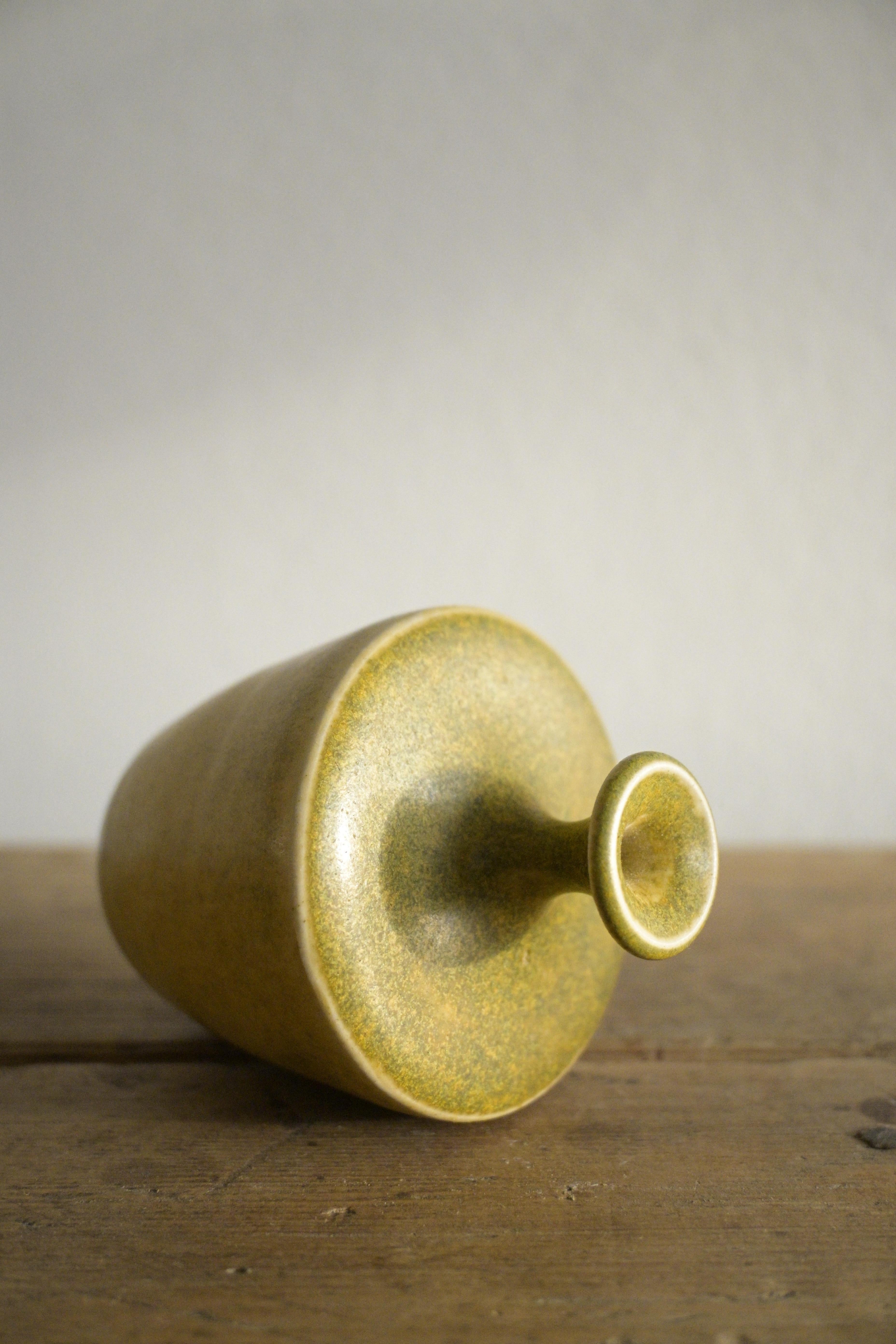 Ceramic Swedish small Vase by Rolf Palm, 1970s For Sale