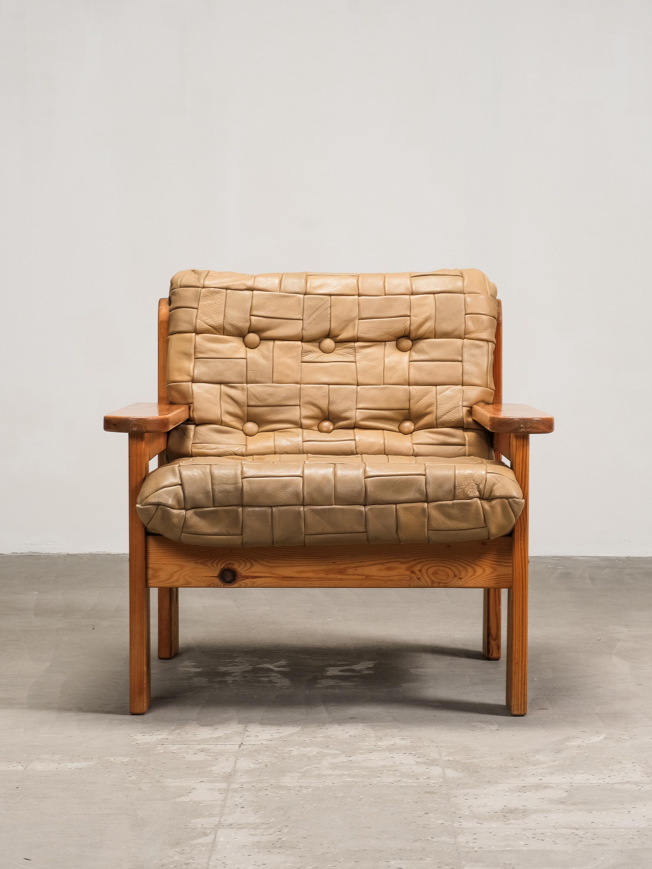 Swedish Solid Pine & Patchwork Leather Lounge Chair, 1970s For Sale 13