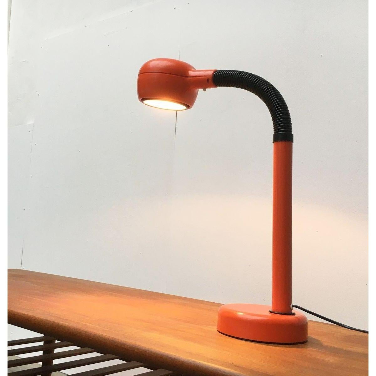 Swedish Space Age Cobra Table Lamp from Fagerhult, 1970s In Good Condition For Sale In Hamburg, DE