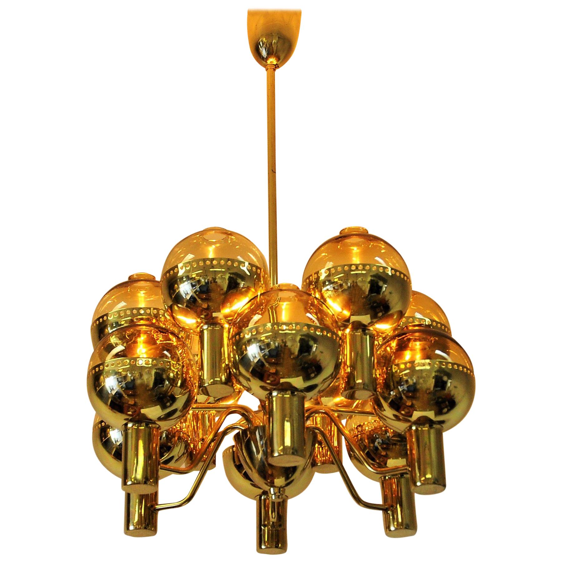 Swedish Special Edition Patricia T372/12 Chandelier by Hans-Agne Jakobsson