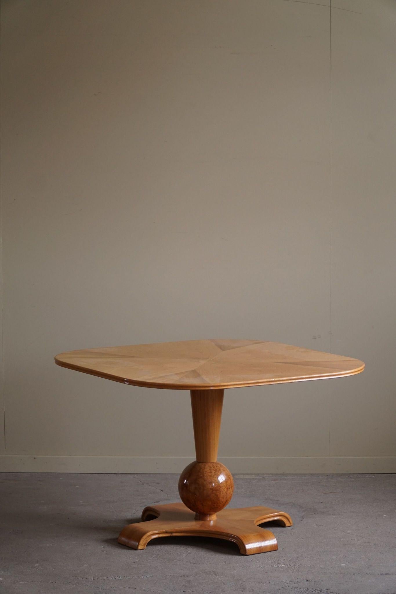 Schwedischer quadratischer Art Deco Beistelltisch aus Ulme und Wurzelholz, Bertil Söderbergs, 1940er Jahre 4