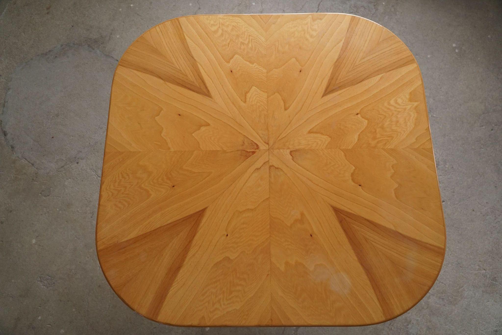 Schwedischer quadratischer Art Deco Beistelltisch aus Ulme und Wurzelholz, Bertil Söderbergs, 1940er Jahre 6