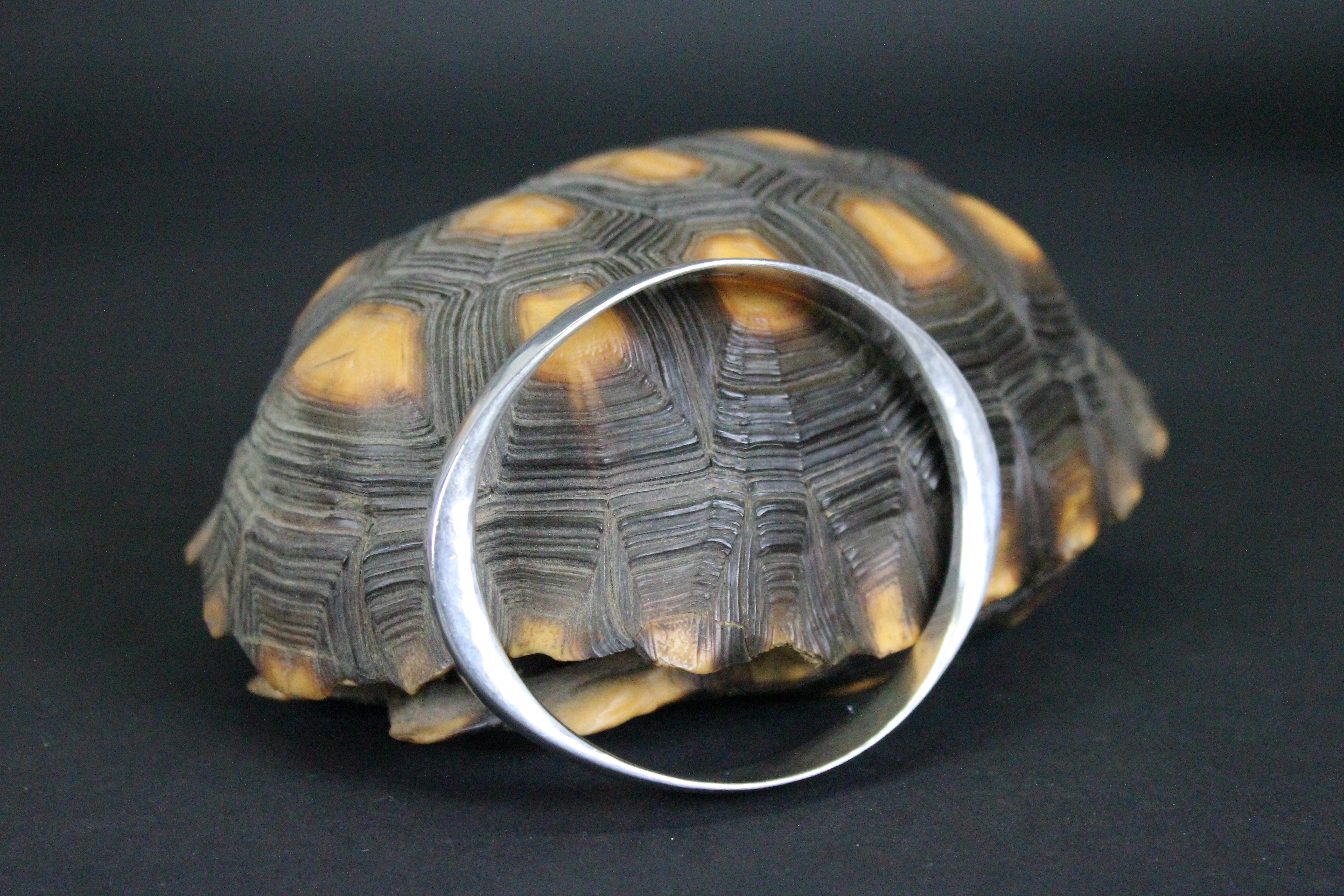 Modernist Swedish Sterling Silver Bangle by Olov Barve 1970s Bracelet For Sale