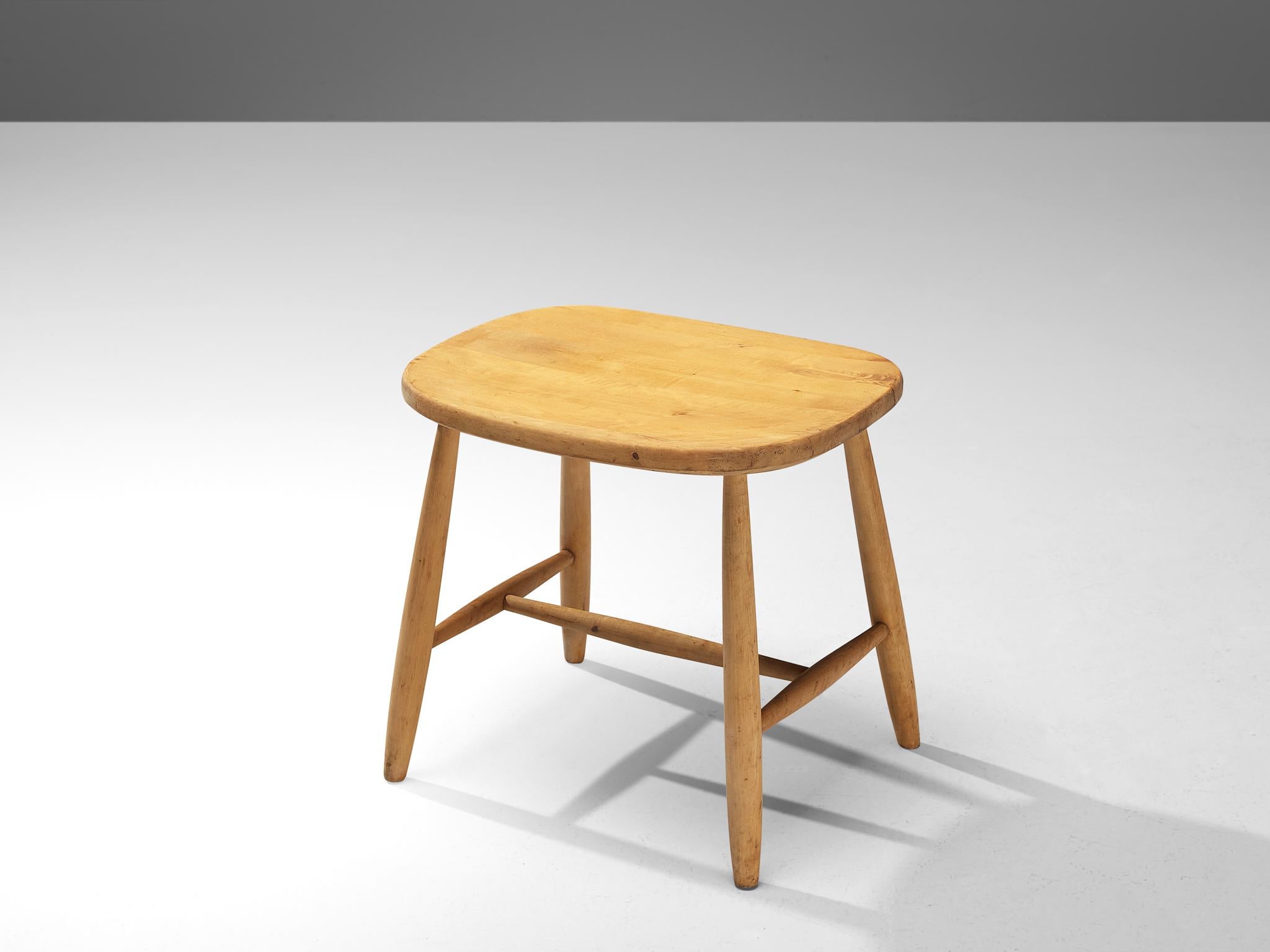 Svensk Mobelindustri, stool, maple, Sweden, 1960s

This stool of Swedish origin showcases a simple design with smooth rounded contours. Crafted entirely from maplewood, distinguished by its light and blonde tone, it exudes a natural and organic