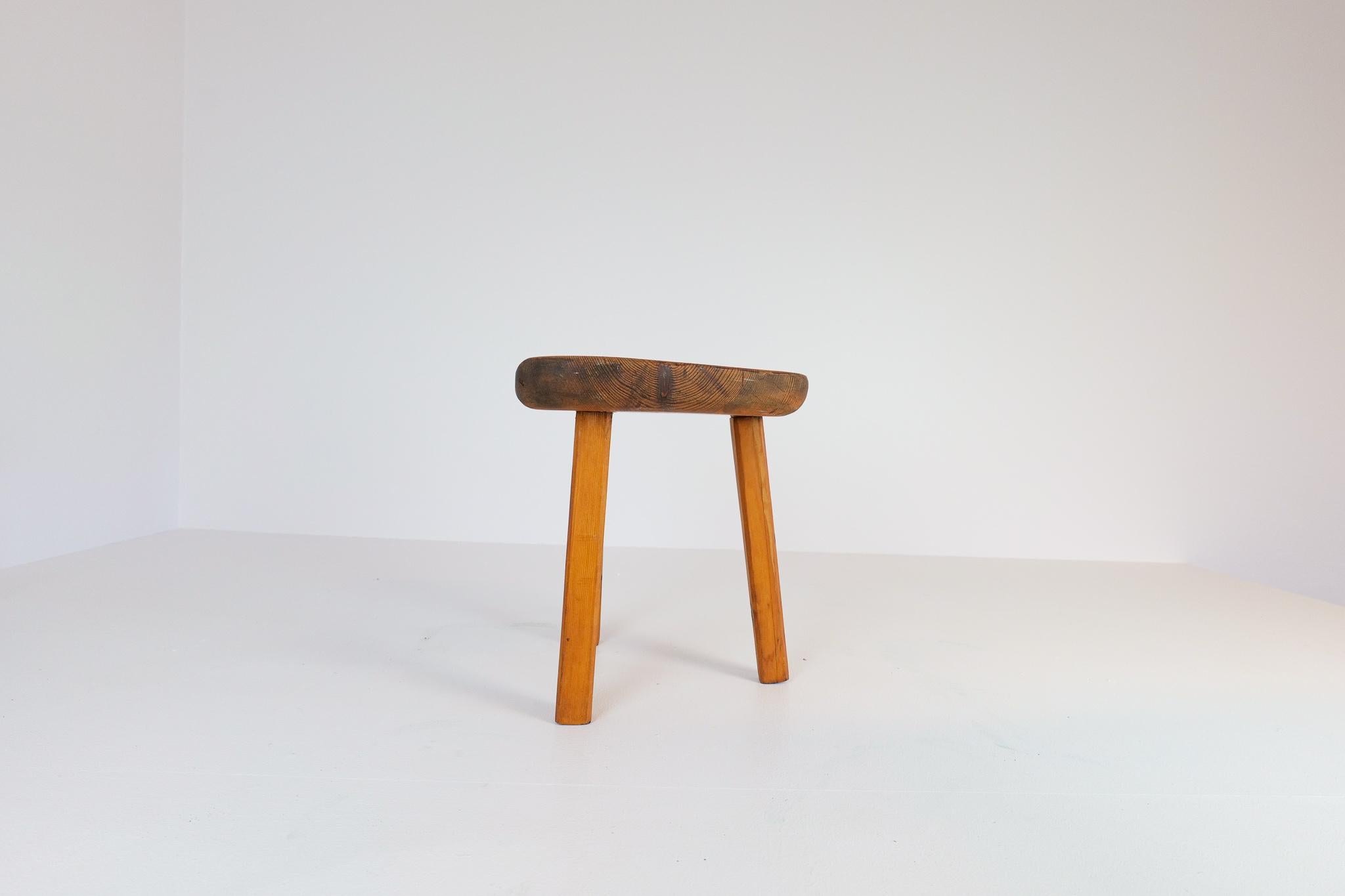 Swedish Stool in Pine, 1960s For Sale 1