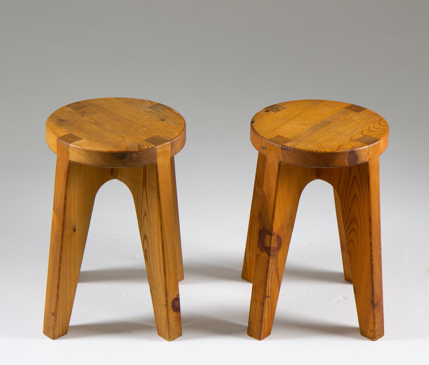 Rare stools manufactured in Sweden, ca 1970. 
Extremely well made stools that consist of a round seat with four legs that are beautifully connected with visible joinery.

Condition: Very good original condition with beautiful patina.