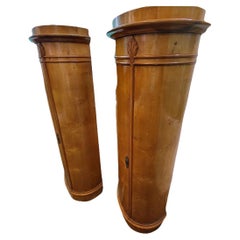 Schränke aus satinierter Birke im schwedischen Stil