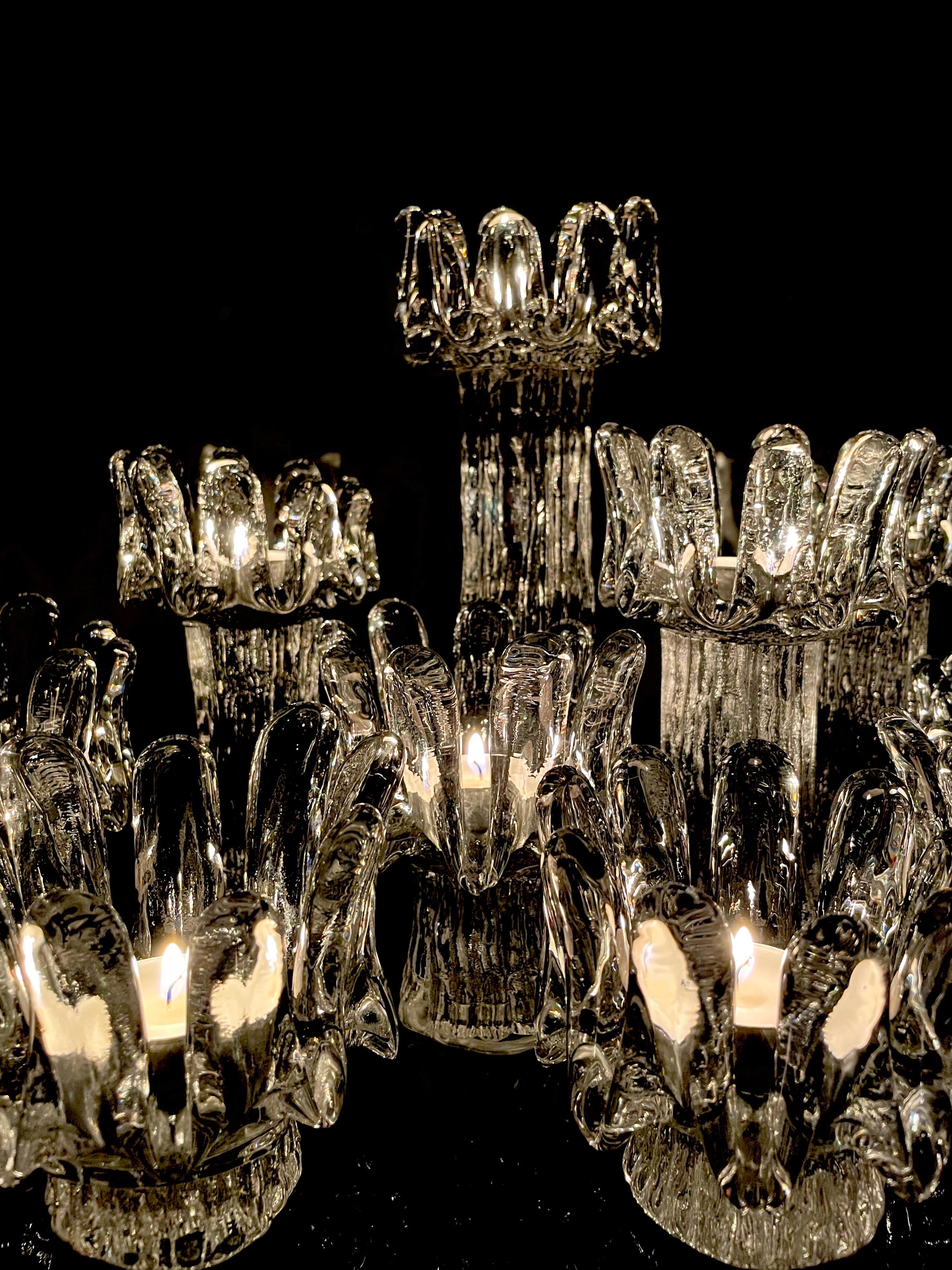 Collection de chandeliers en cristal Tournesol de Suède par Göran Wärff pour Kosta Boda en vente 1