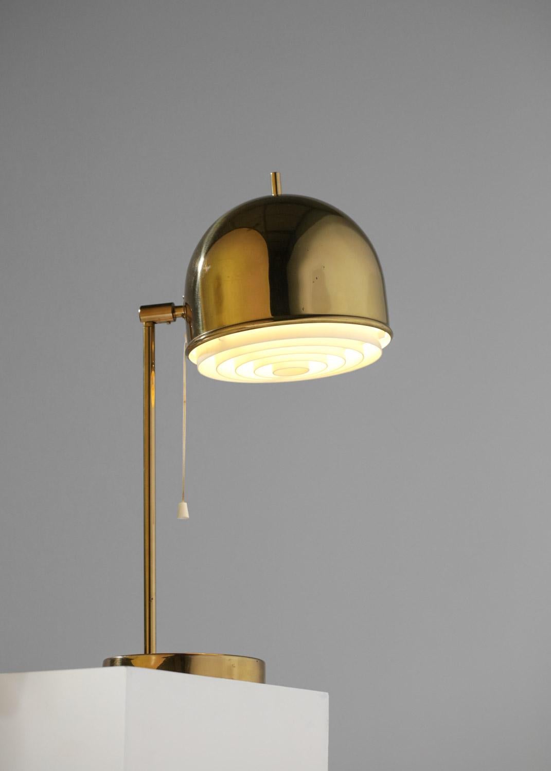 Mid-Century Modern Lampe de table suédoise Bergboms B075 en laiton massif 1960 scandinave - G766 en vente