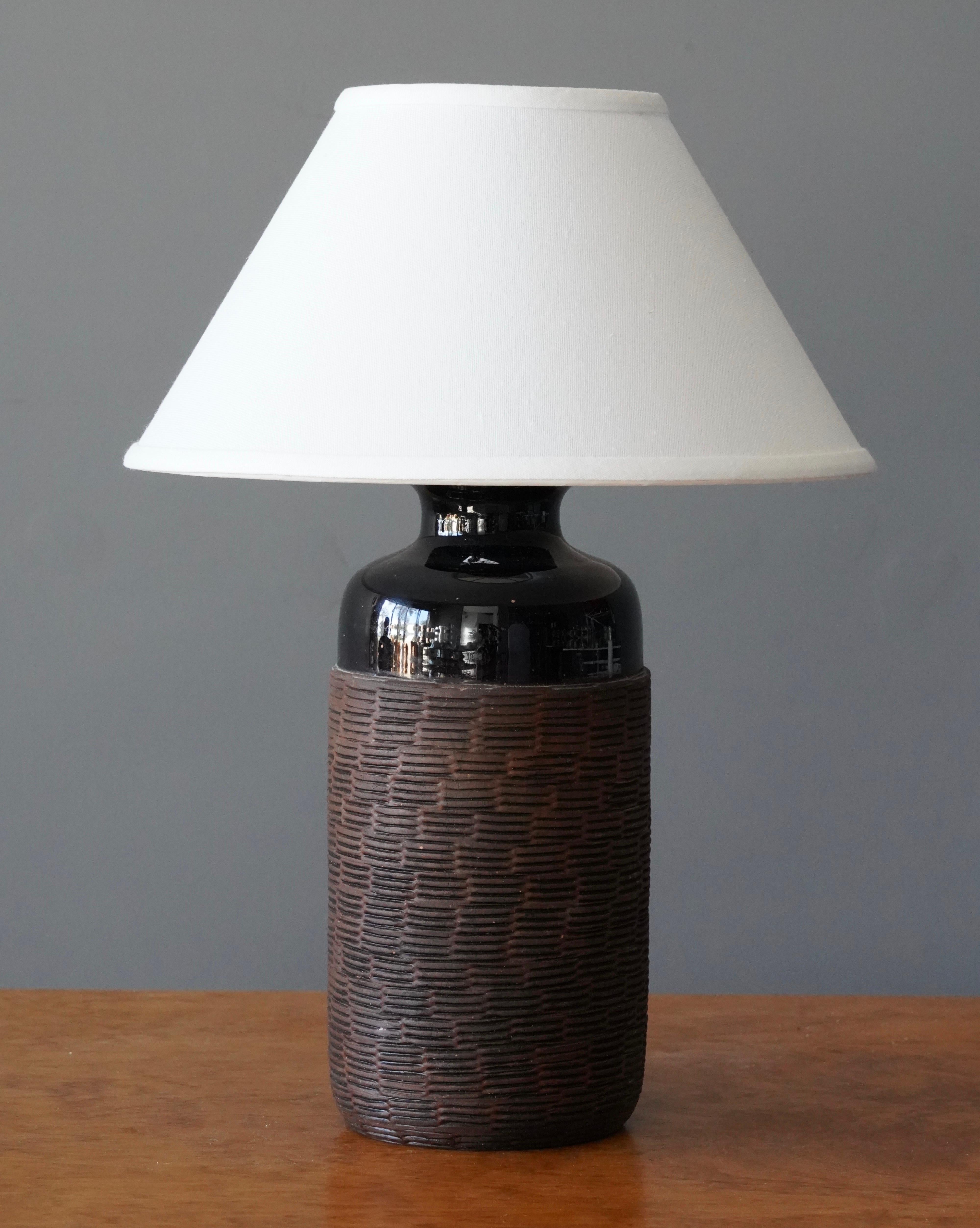 Mid-Century Modern Swedish, Table Lamp, Black Brown Semi Glazed Incised Stoneware, Sweden, 1960s