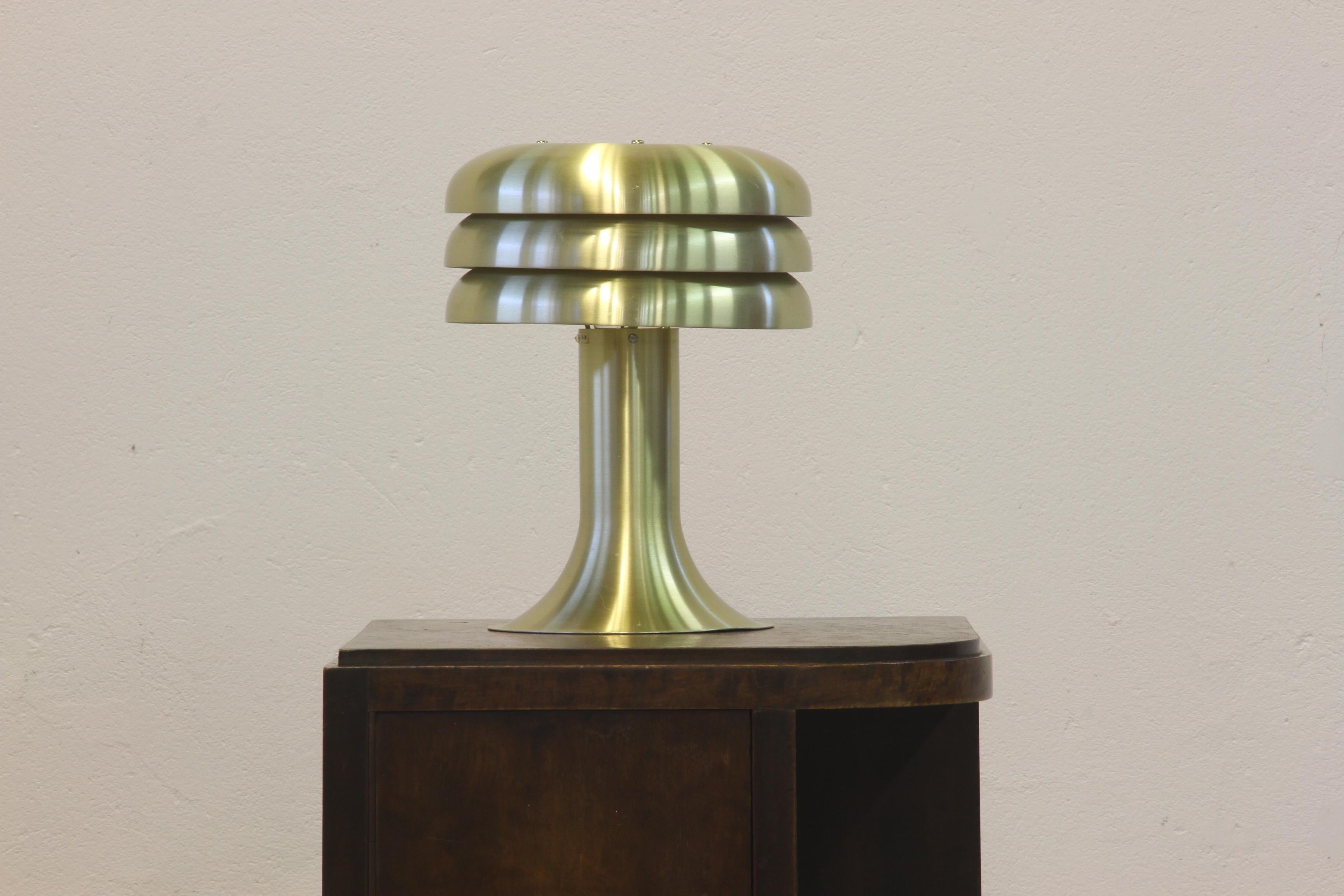 Mid-Century Modern Swedish Table Lamp by Hans-Agne Jakobsson Model BN-25, 1960s For Sale