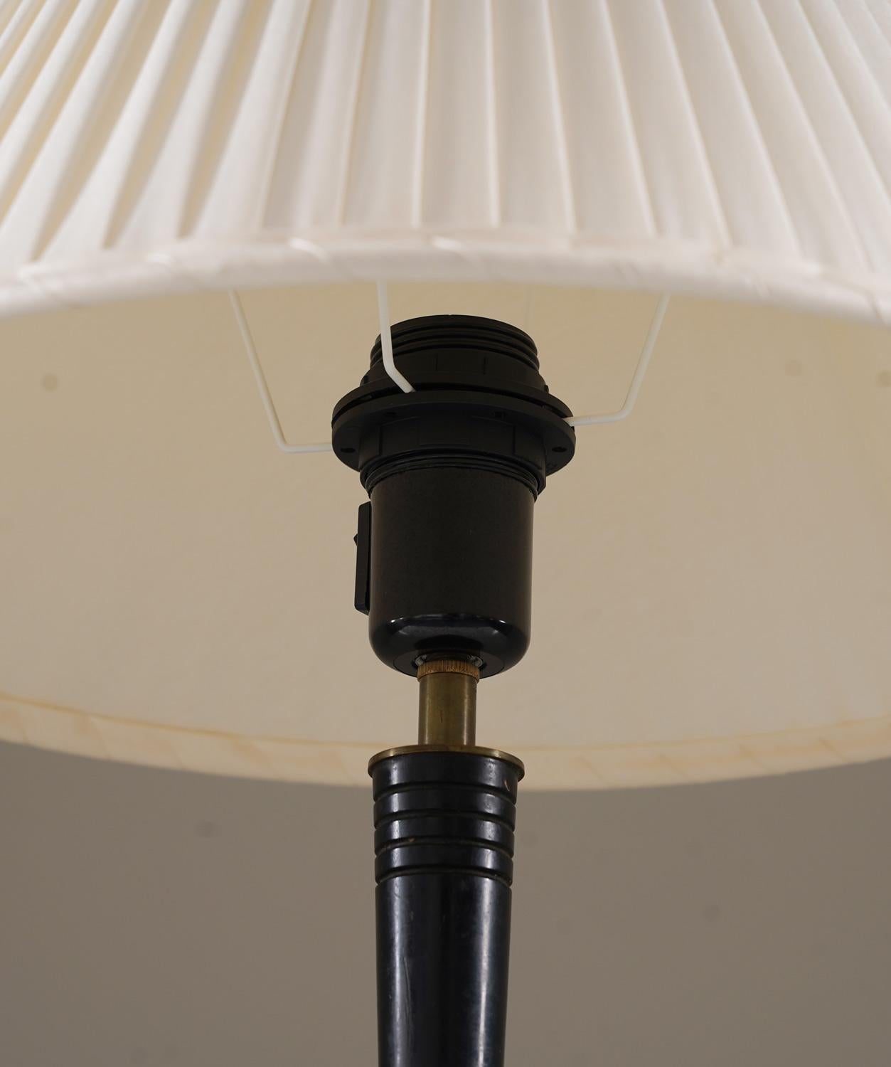 Swedish Table Lamp from Böhlmarks, 1930s In Good Condition For Sale In Karlstad, SE