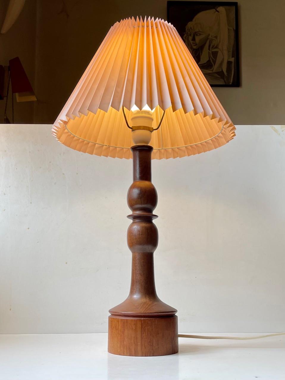 Scandinavian Modern Swedish Table Lamp in Walnut and Teak, 1960s For Sale