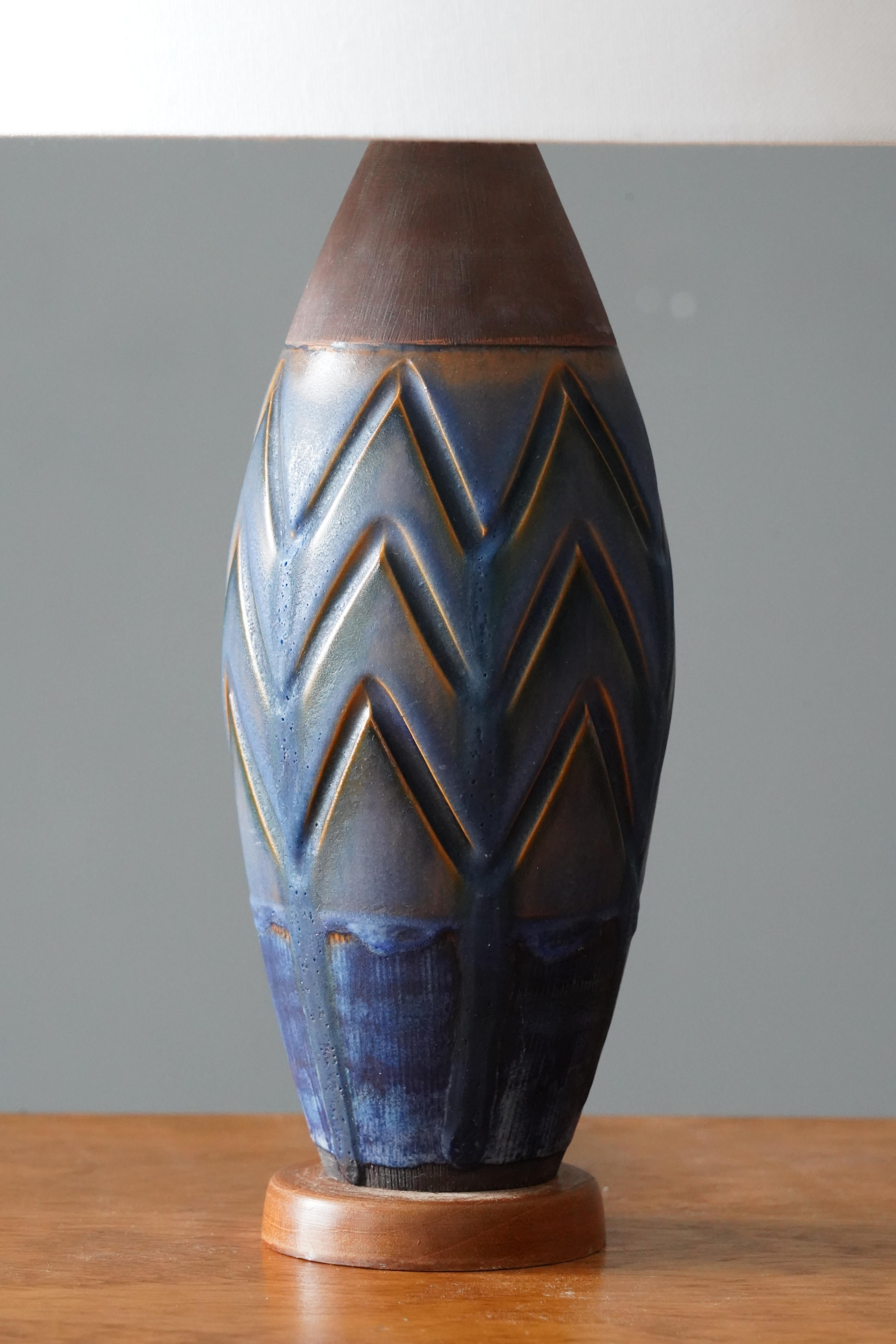 Mid-20th Century Swedish, Table Lamp, Incised Brown Blue Stoneware, Wood, Sweden, 1960s