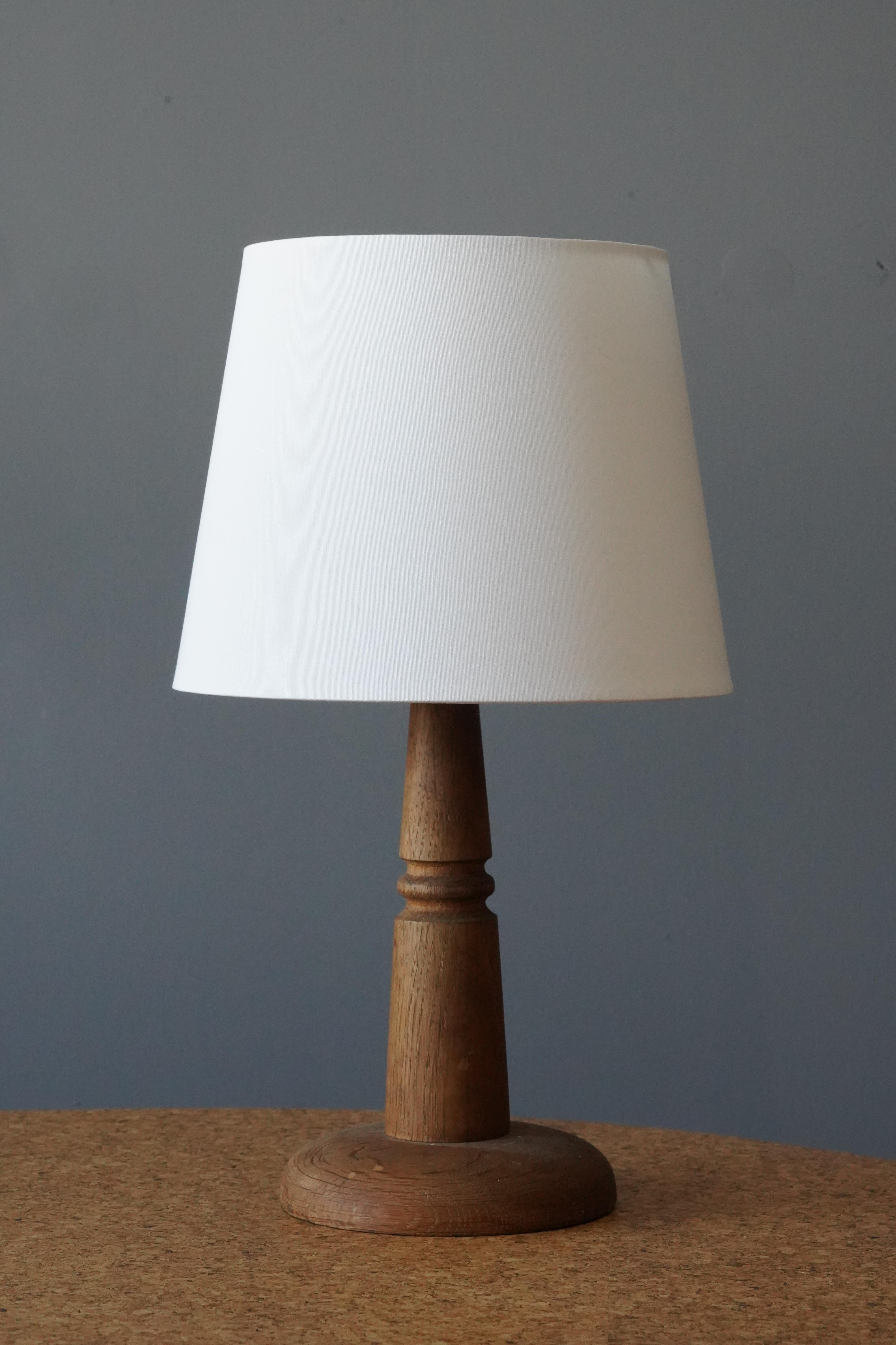 Swedish, Table Lamp, Stained Pine, Sweden, 1940s In Good Condition In High Point, NC