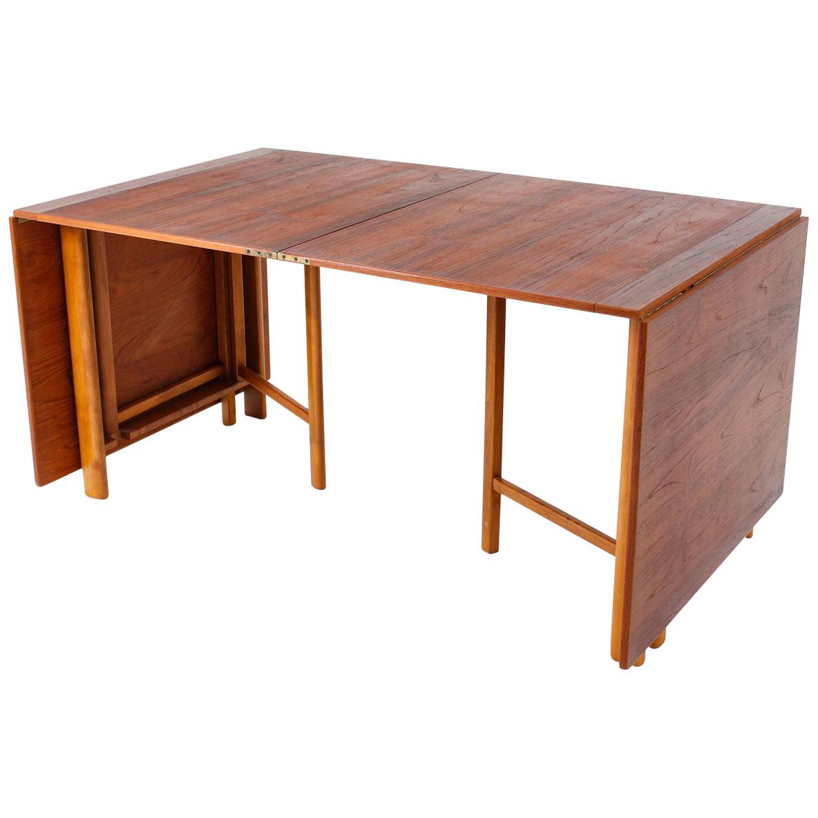 Swedish Table "Maria Flap" by Bruno Mathsson, 1960s For Sale