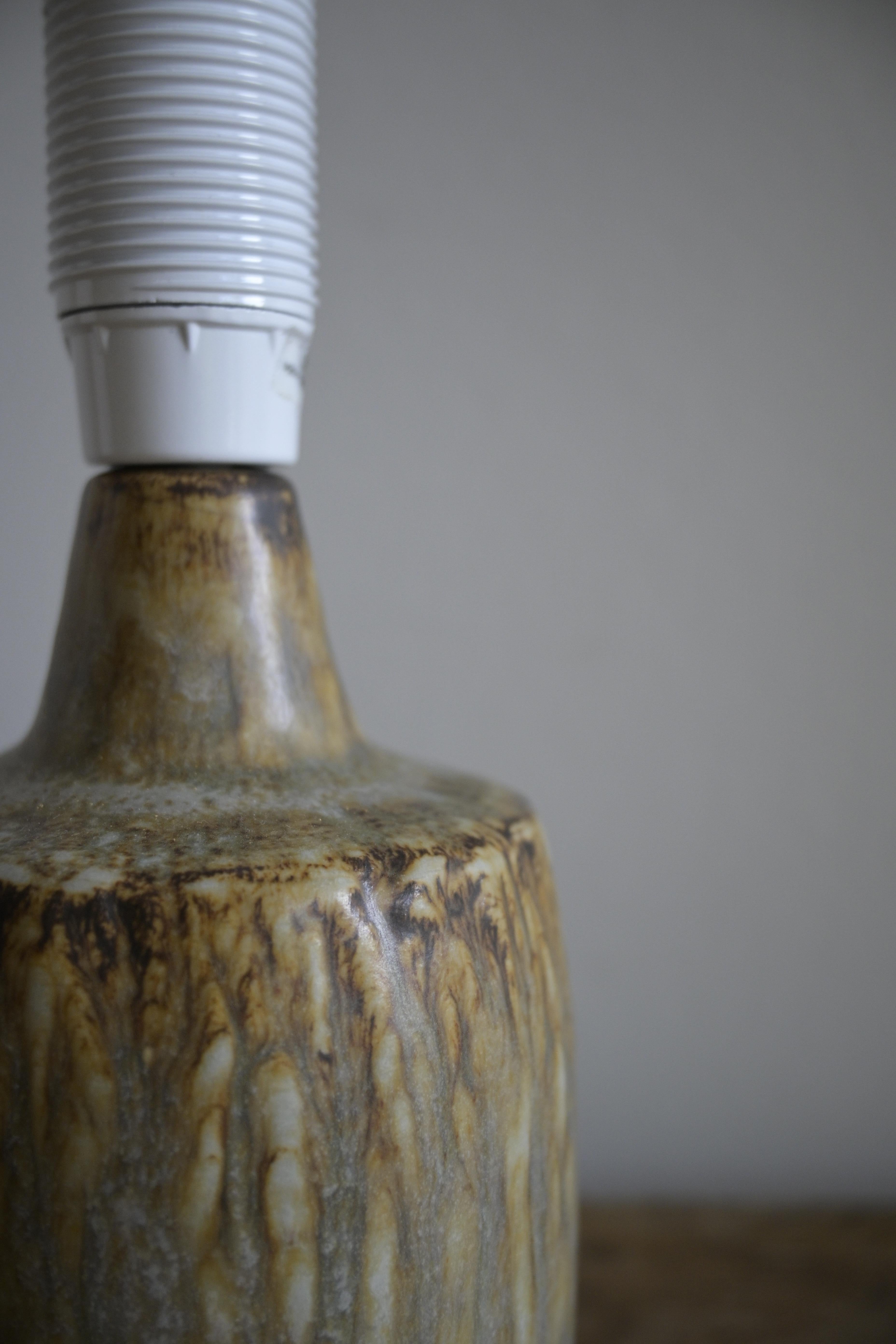Swedish Table 'Rubus' Lamp by Gunnar Nylund, Rörstrand ca 1940-50 In Good Condition For Sale In Farsta, SE