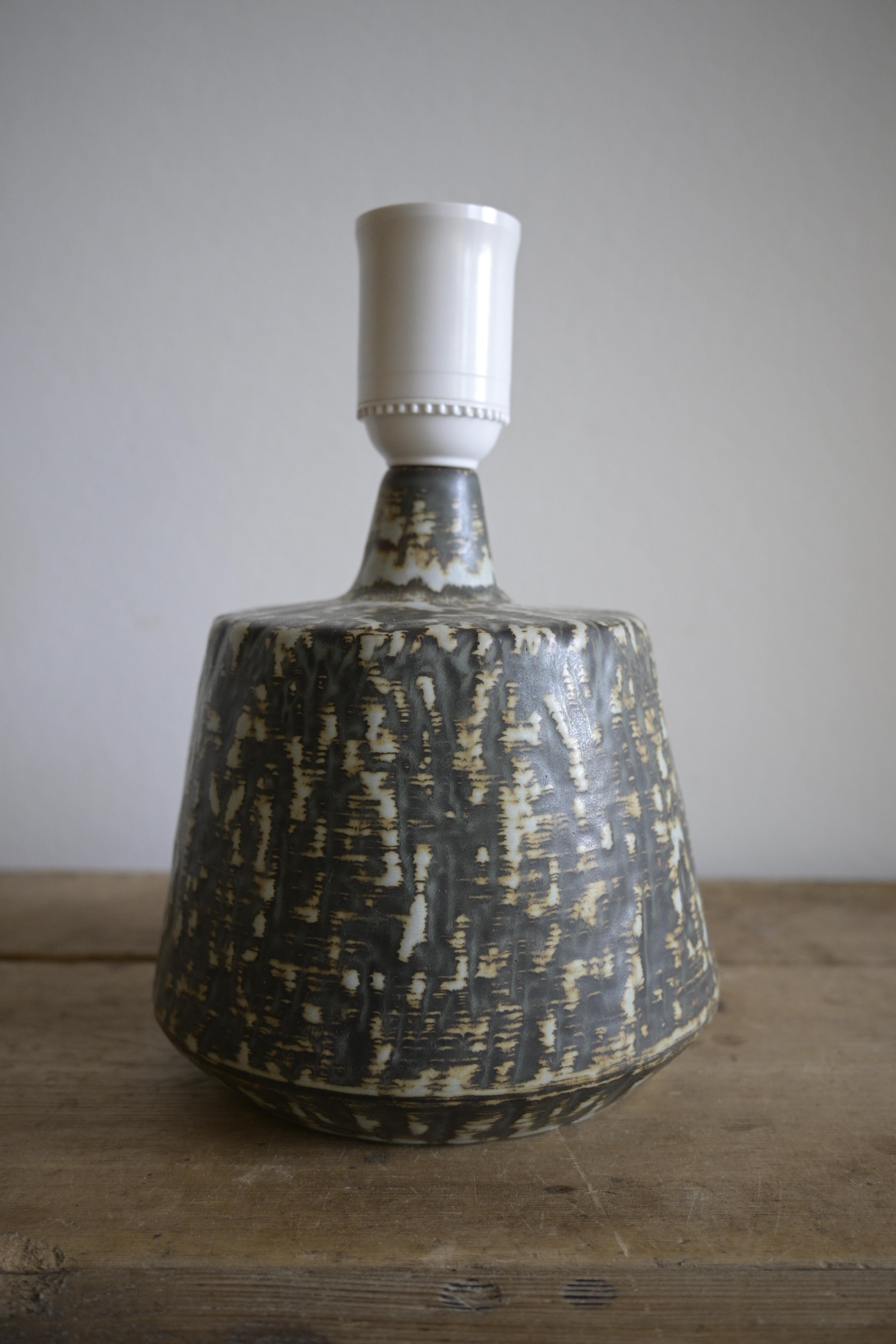 20th Century Swedish Table 'Rubus' Lamp by Gunnar Nylund, Rörstrand ca 1940-50 For Sale