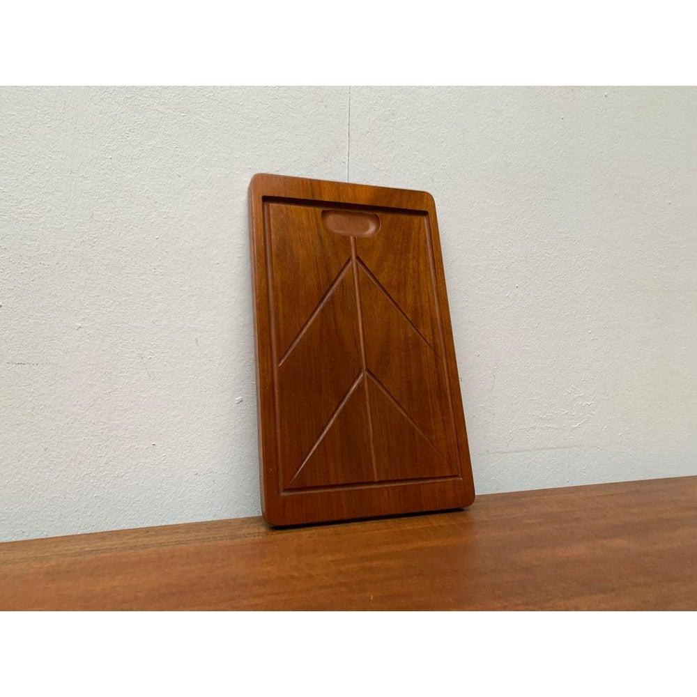 Tabla de cortar de teca sueca de Karl Holmberg, años 60 Sueco en venta