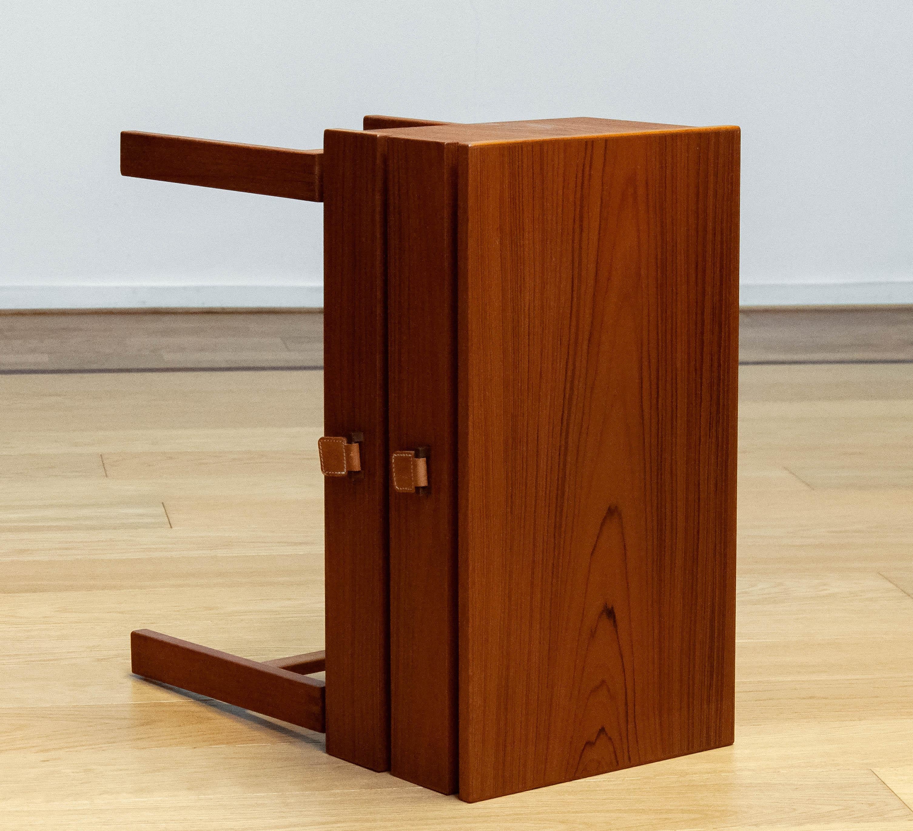 Ensemble / Coffre en teck suédois avec miroir assorti 