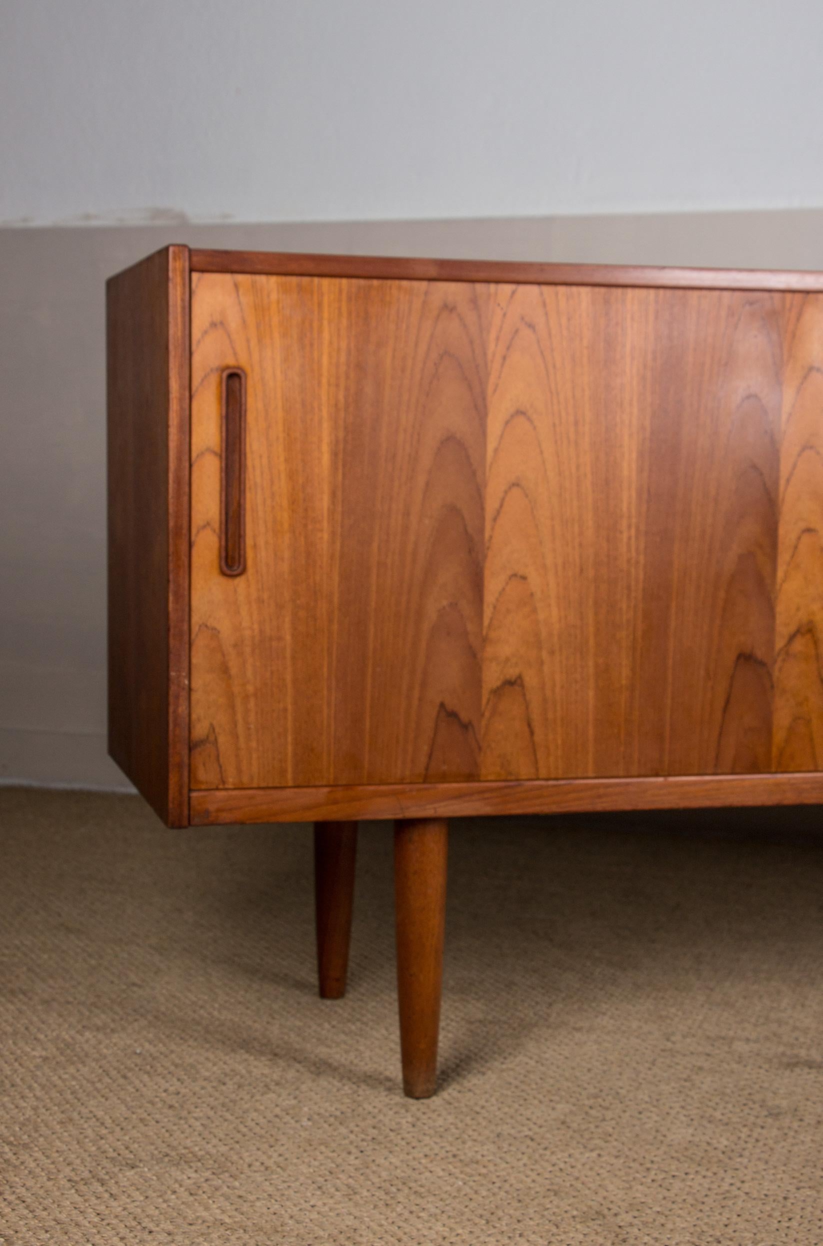 Swedish Teak Sideboard by Nils Jonsson for Hugo Troeds, 1960 10