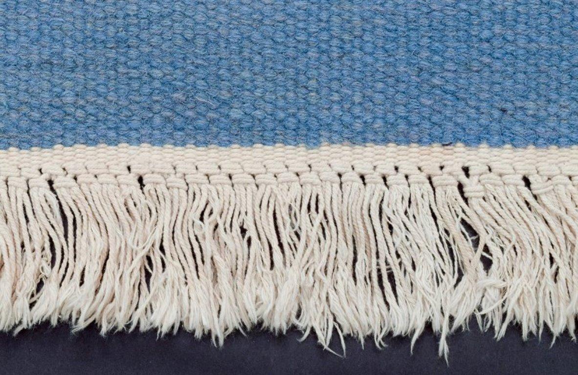 Hand-Woven Swedish textile artist. Handwoven wool carpet in Rölakan technique. Ca 1970 For Sale