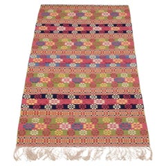 Artiste textile suédoise. Tapisserie en laine tissée à la main. Multicolore. Motif géométrique