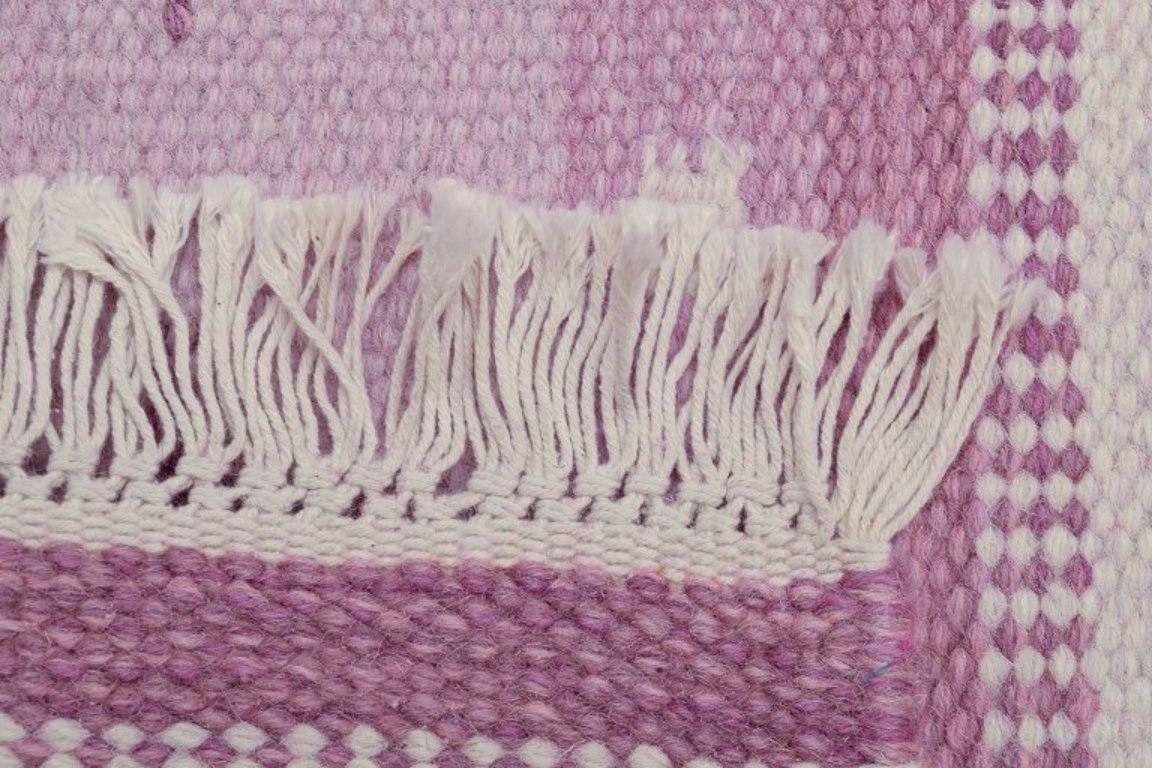 Diseñadora textil sueca. Alfombra de pura lana. Técnica Rölakan. en venta 4