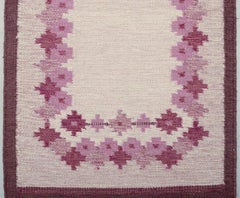 Swedish textile designer. Handwoven runner in pure wool. Rölakan technique.