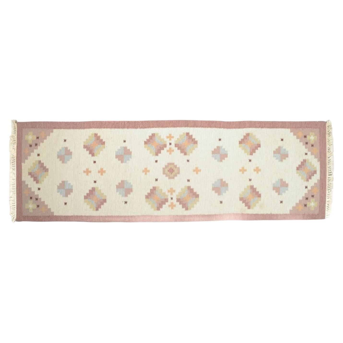Swedish textile designer. Rölakan wool runner with geometric pattern. 1960s For Sale
