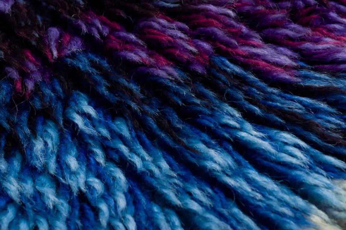 Swedish textile designer. Rya carpet of pure cotton. Blue and violet colors. 2