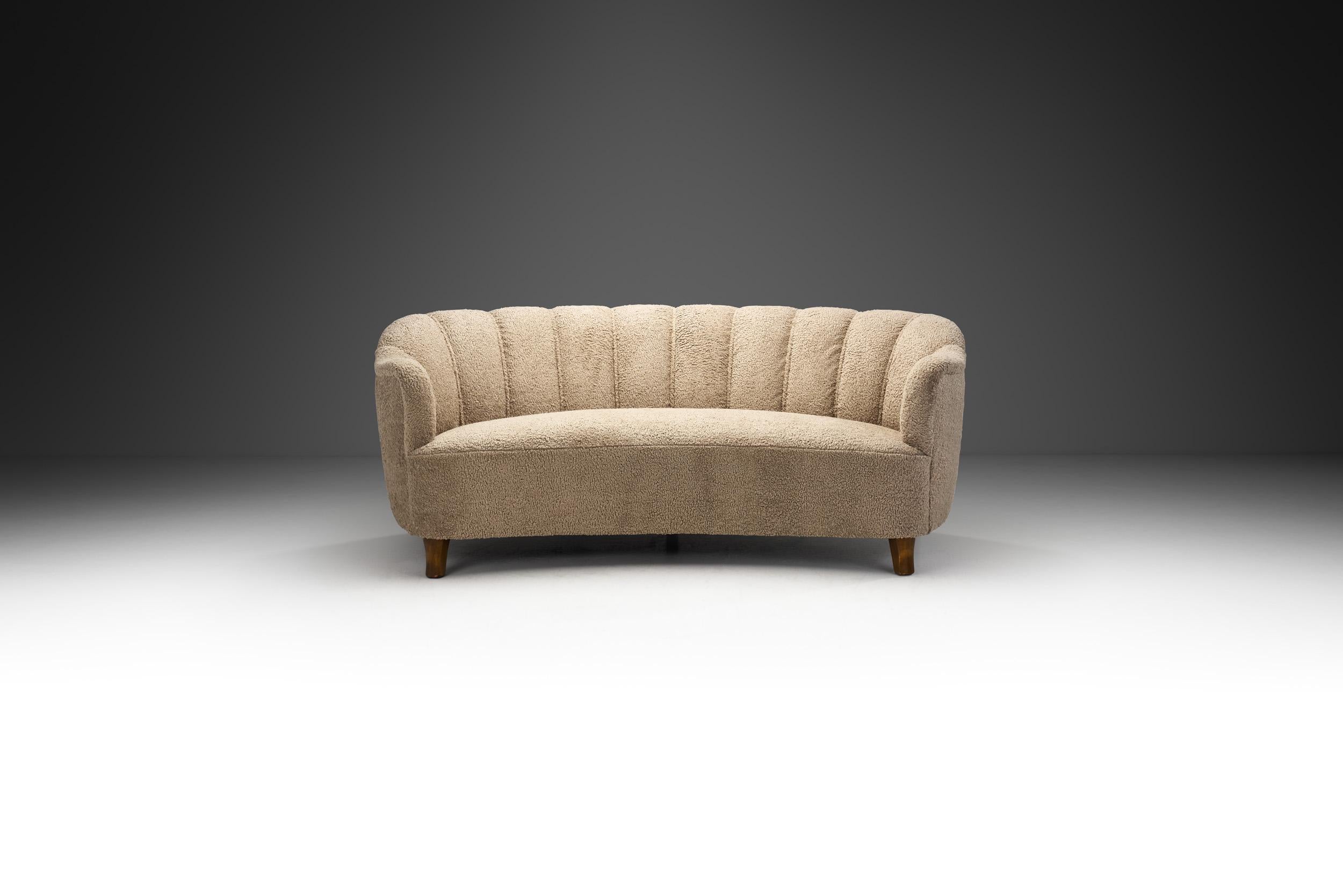 Scandinavian Modern Swedish Three-Seater Conversation Sofa, Sweden, 1940s For Sale