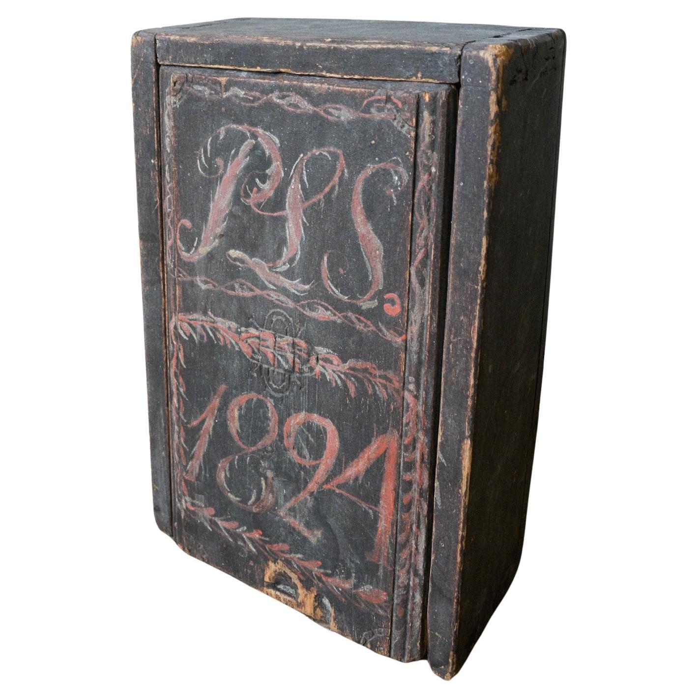 Caja de madera sueca "Timplåda", fechada en 1824