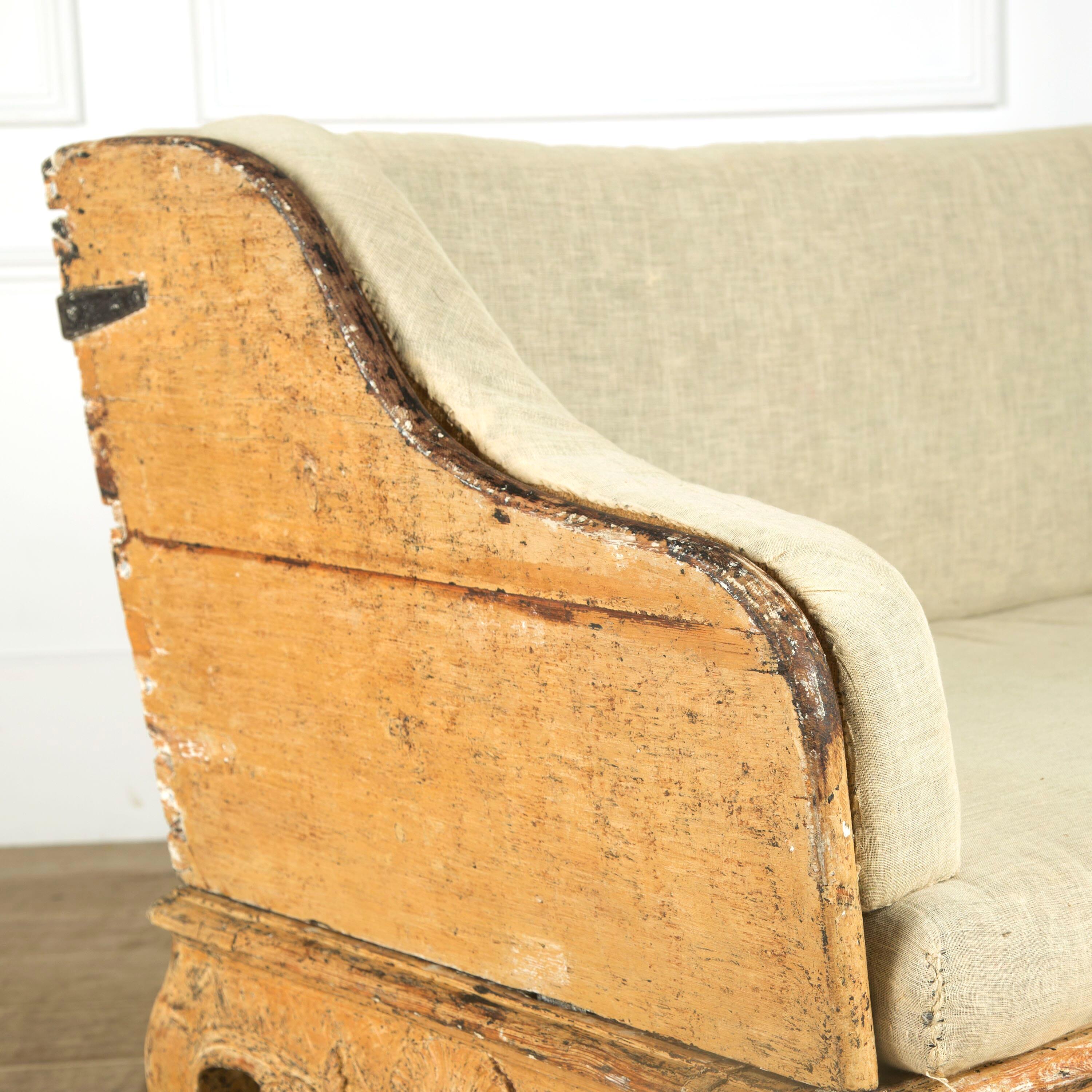 Swedish Tragsoffa in Original Paint In Good Condition In Gloucestershire, GB