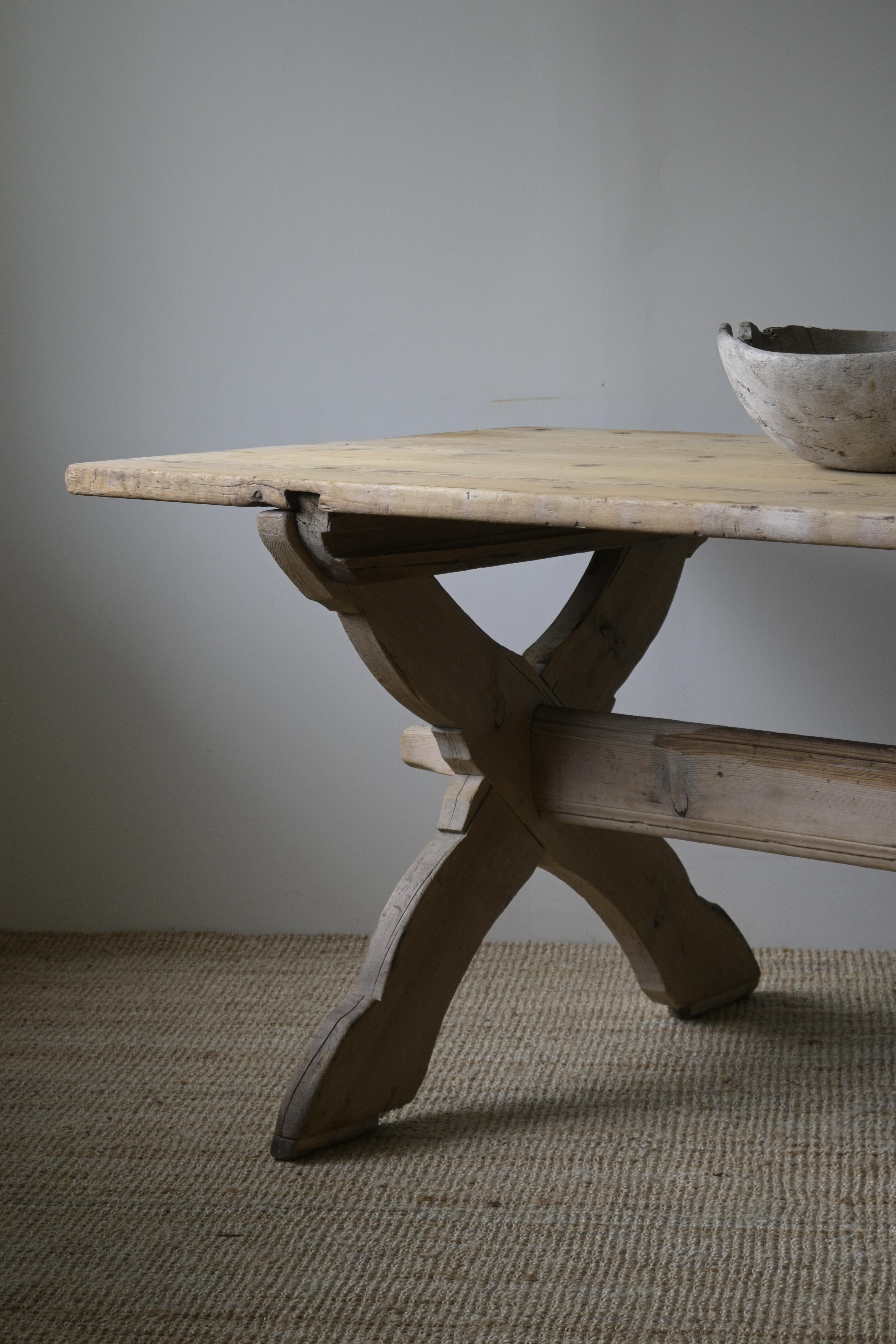 Mesa de caballete sueca de Skattungbyn, Orsa, Siglo XVIII en Bueno estado para la venta en Farsta, SE