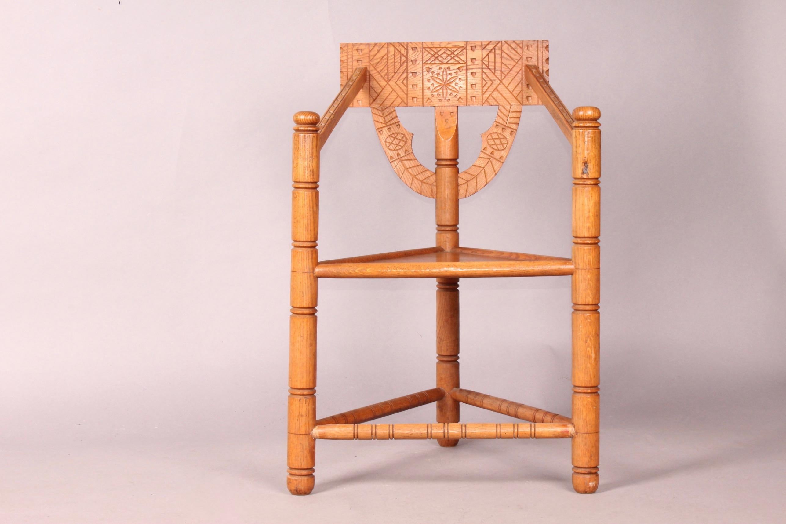 Wood Swedish Tripode Chair