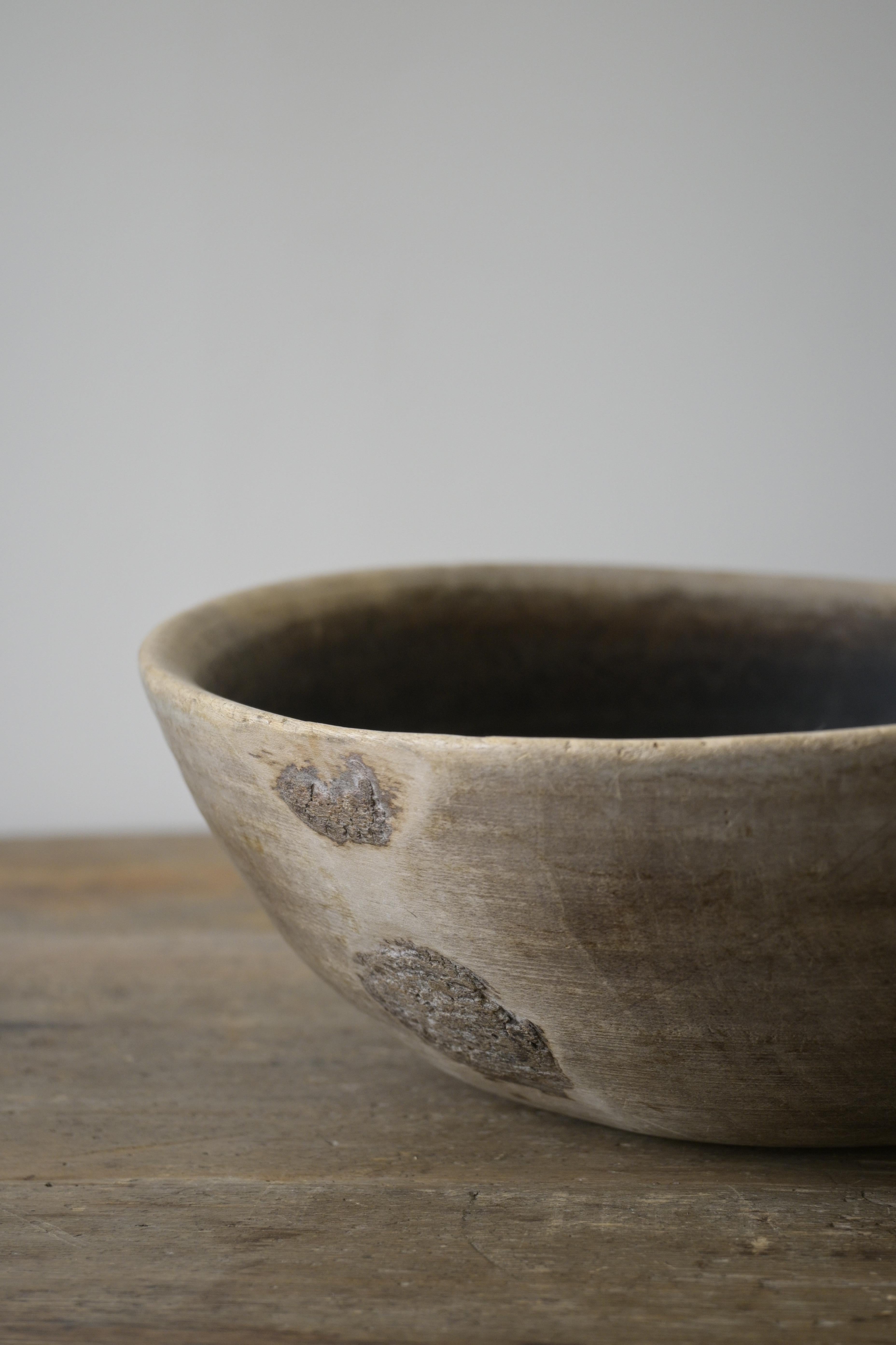Scandinavian Modern Swedish Turned Birch Bowl, ca 18-19th century For Sale