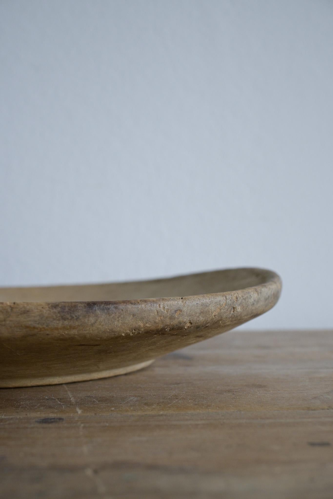 Scandinavian Modern Swedish Turned Birch Platter/Sovelfat ca 1820 For Sale