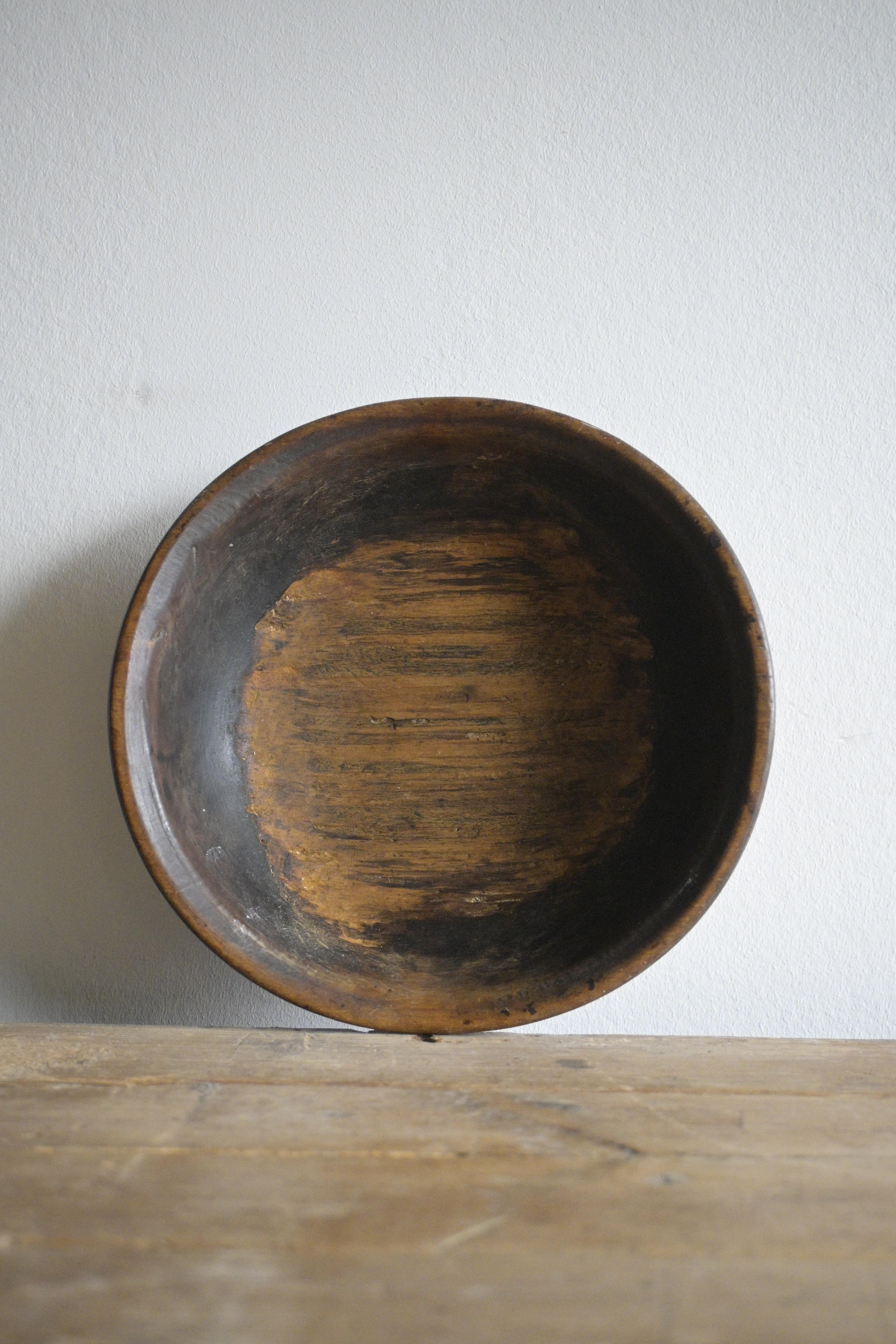 Birch Swedish turned wood Bowl ca 1880-1890 For Sale