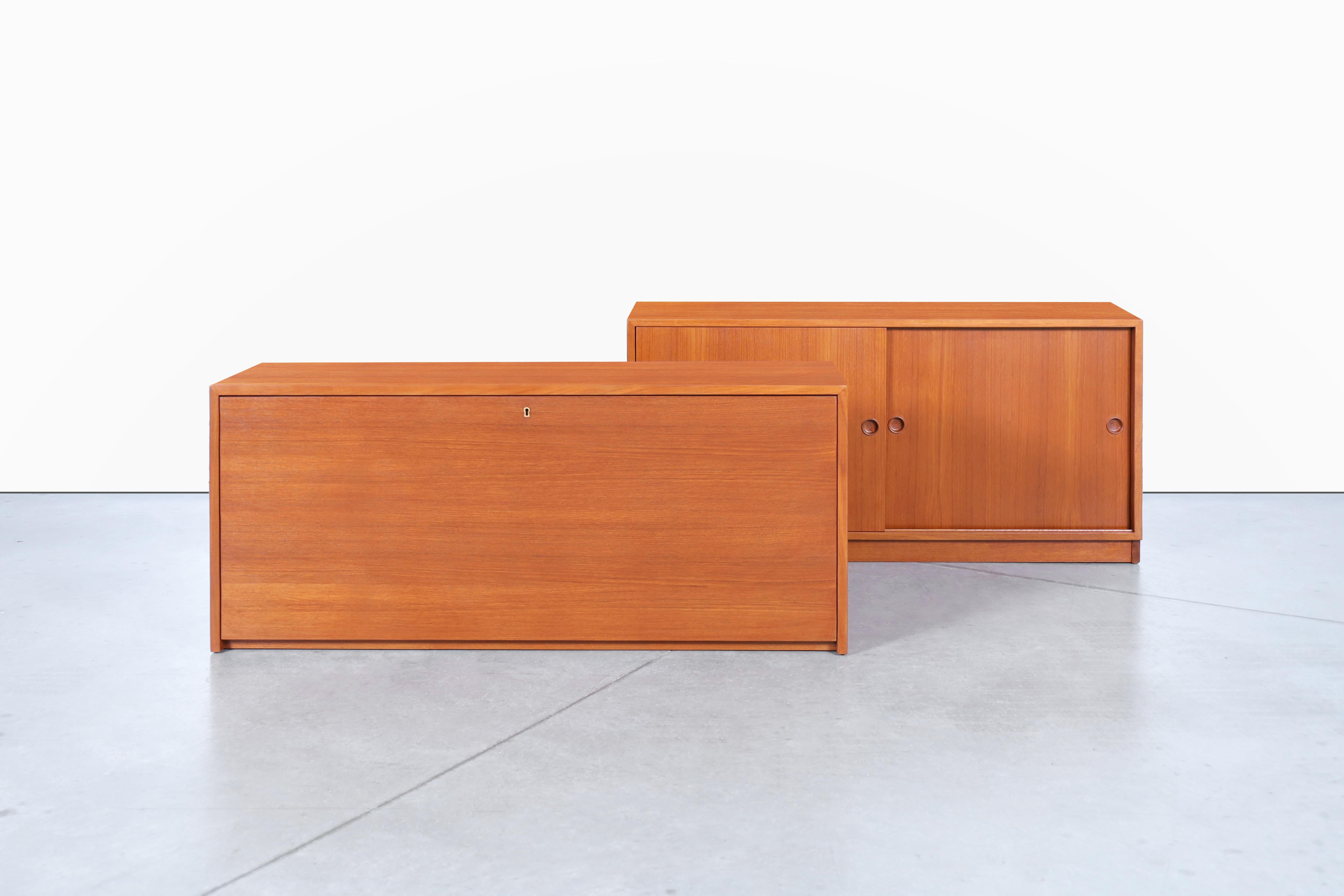 Cabinet o scrivania svedese in teak a due pezzi di Børge Mogensen in vendita 6