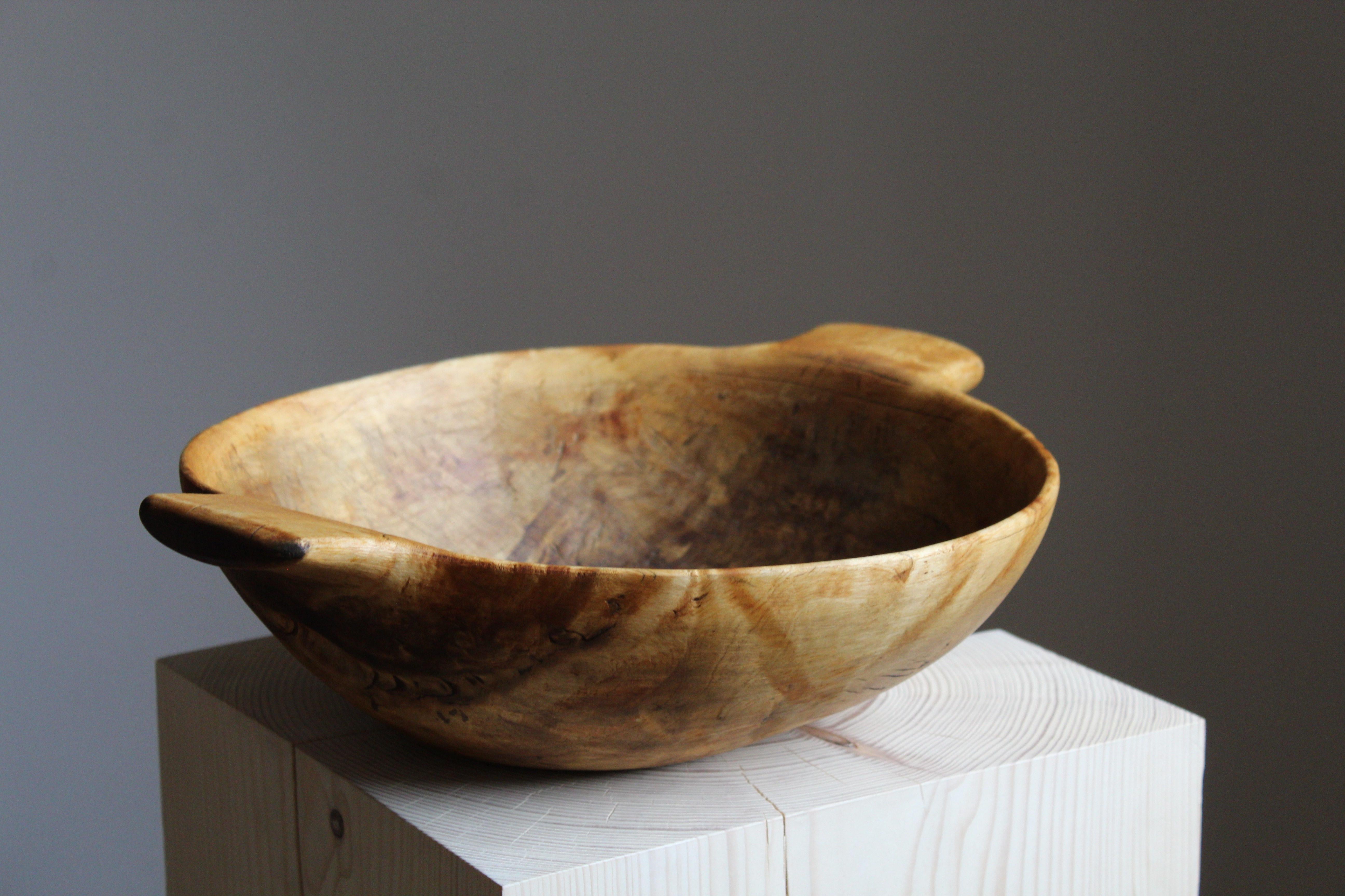 Swedish, Unique Organic Sizable Burl Bowl, Wood, Sweden, 1803 In Fair Condition In High Point, NC