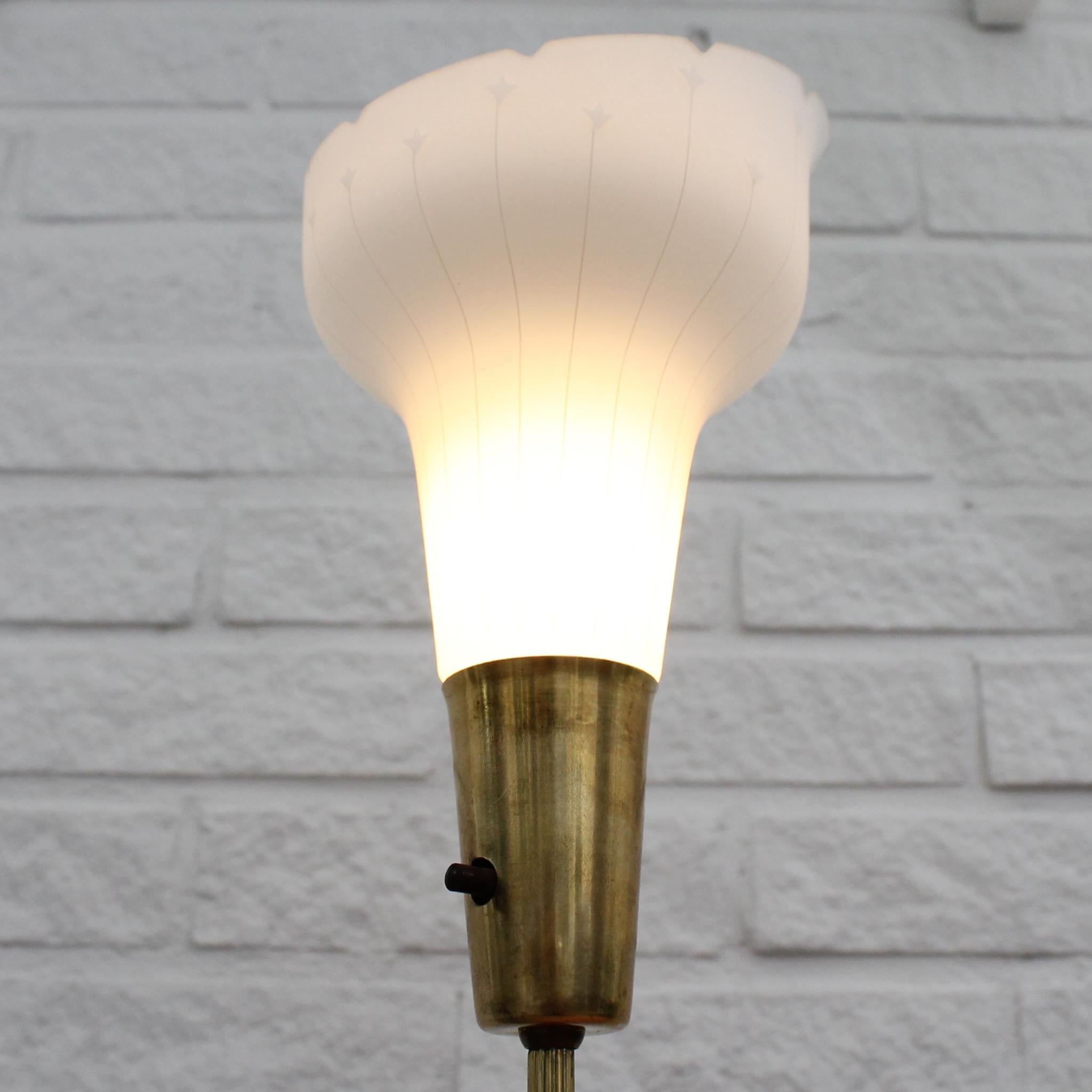 Swedish up-light table lamp by Eric Wärnå, Sweden, 1960s In Good Condition For Sale In Forserum, SE